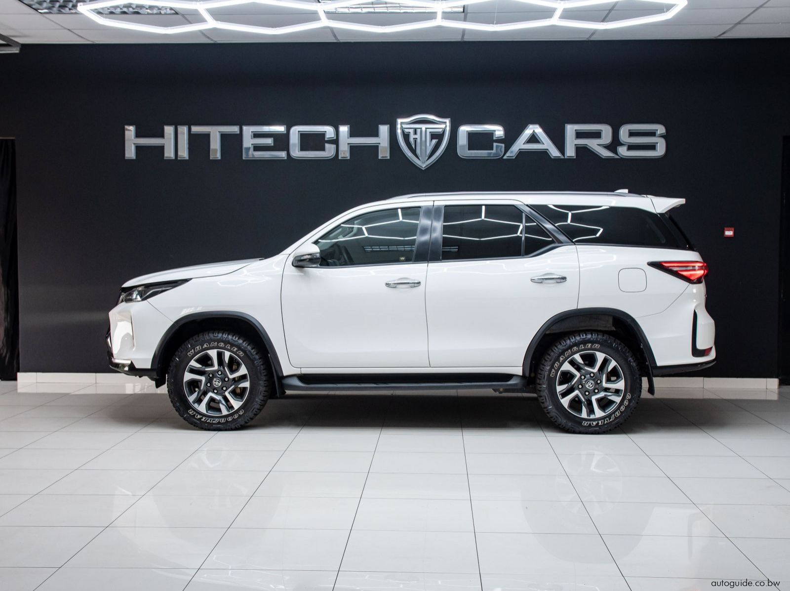 2023 Toyota Fortuner GD6 pictures