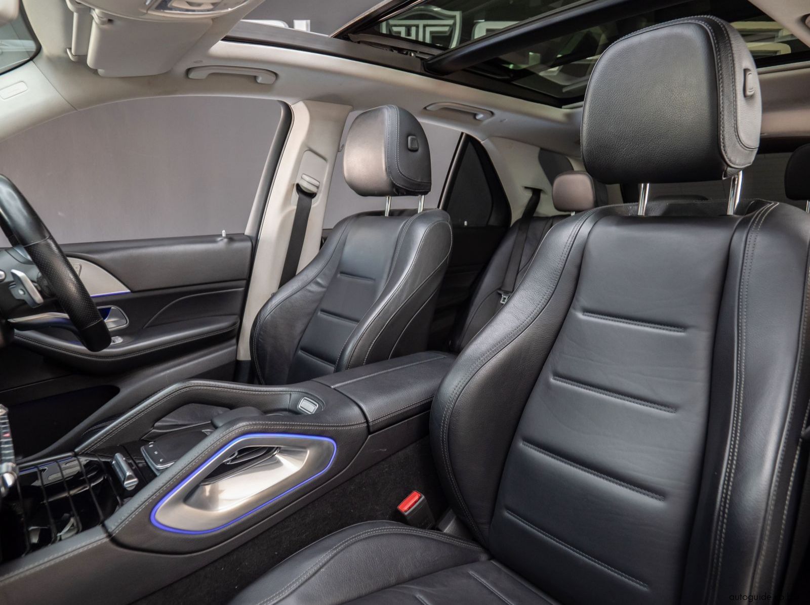 2020 Mercedes-Benz GLE 300D pictures