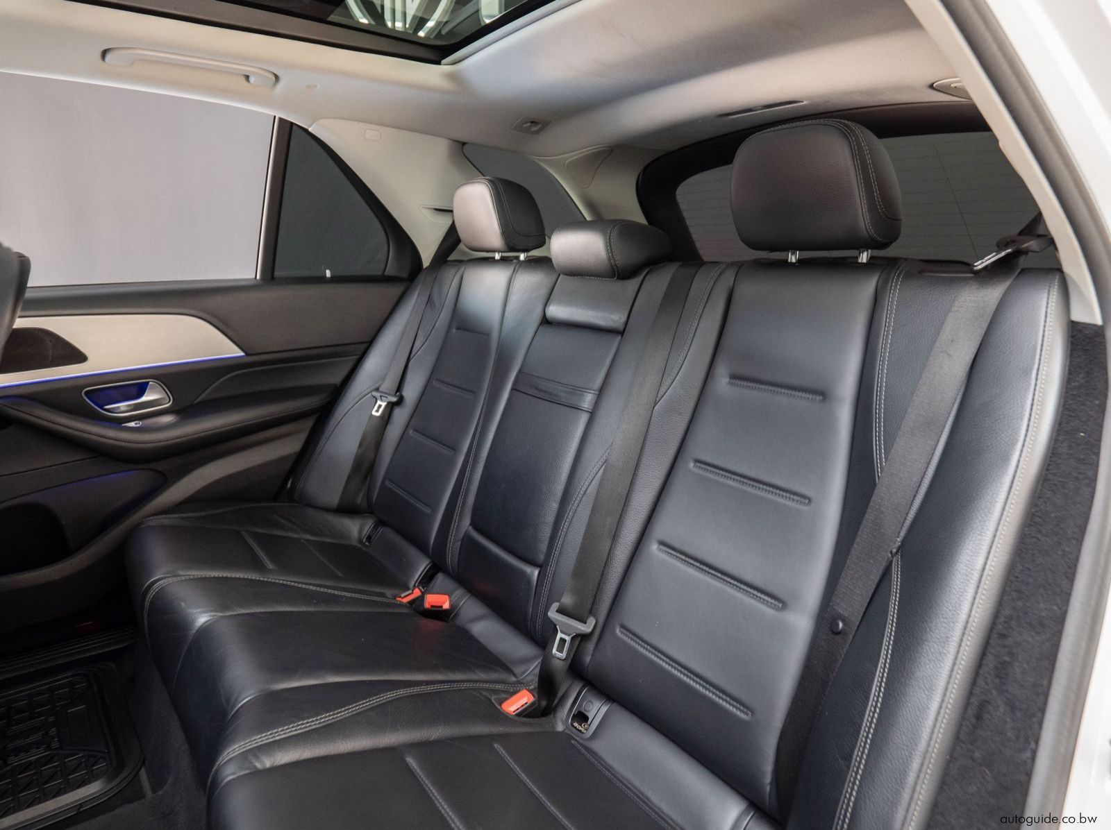 2020 Mercedes-Benz GLE 300D pictures