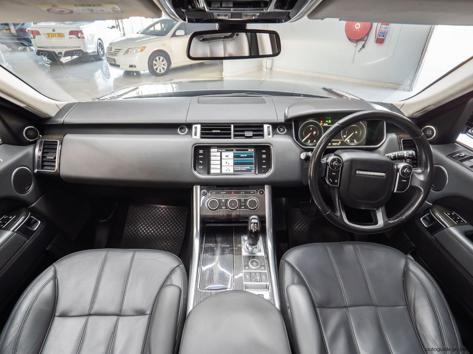 2015 Range Rover Sport HSE SDV6 pictures