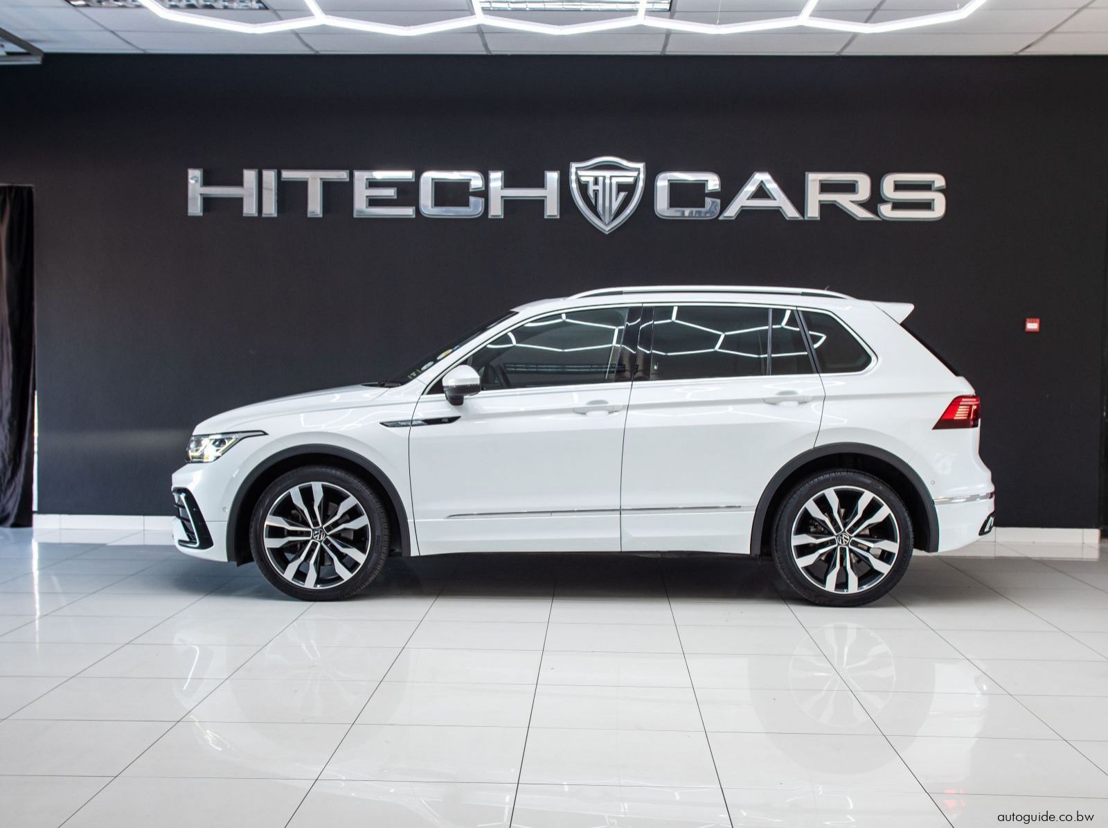 2021 Volkswagen Tiguan R  - 4Motion pictures