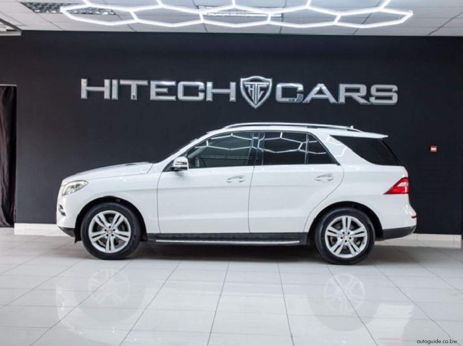 2015 Mercedes-Benz ML350 Bluetec pictures