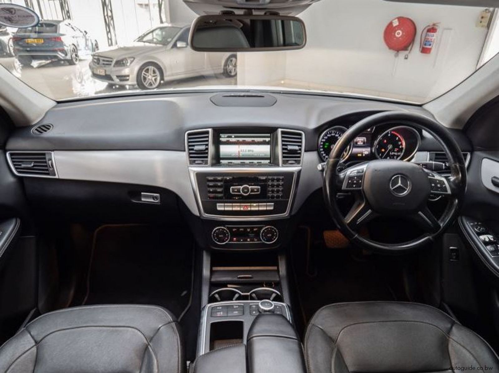 2015 Mercedes-Benz ML350 Bluetec pictures