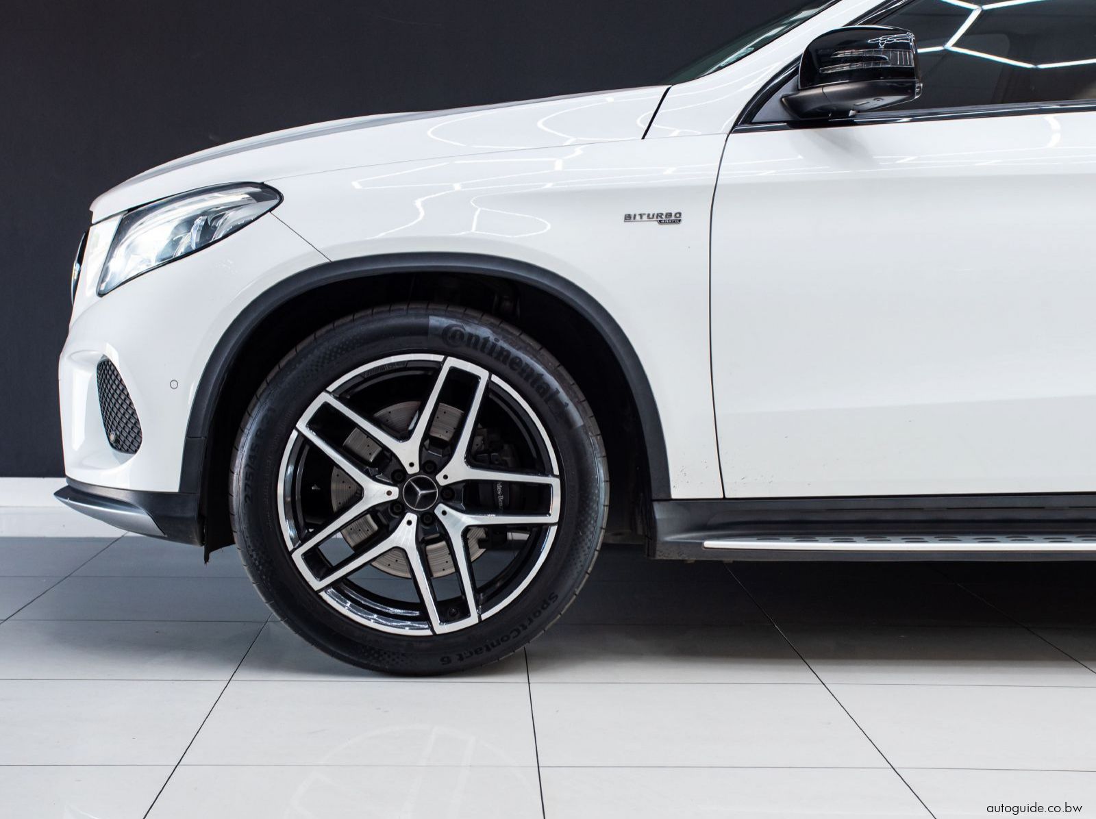 2018 Mercedes-Benz GLE 43 AMG Bi-Turbo 4Matic pictures