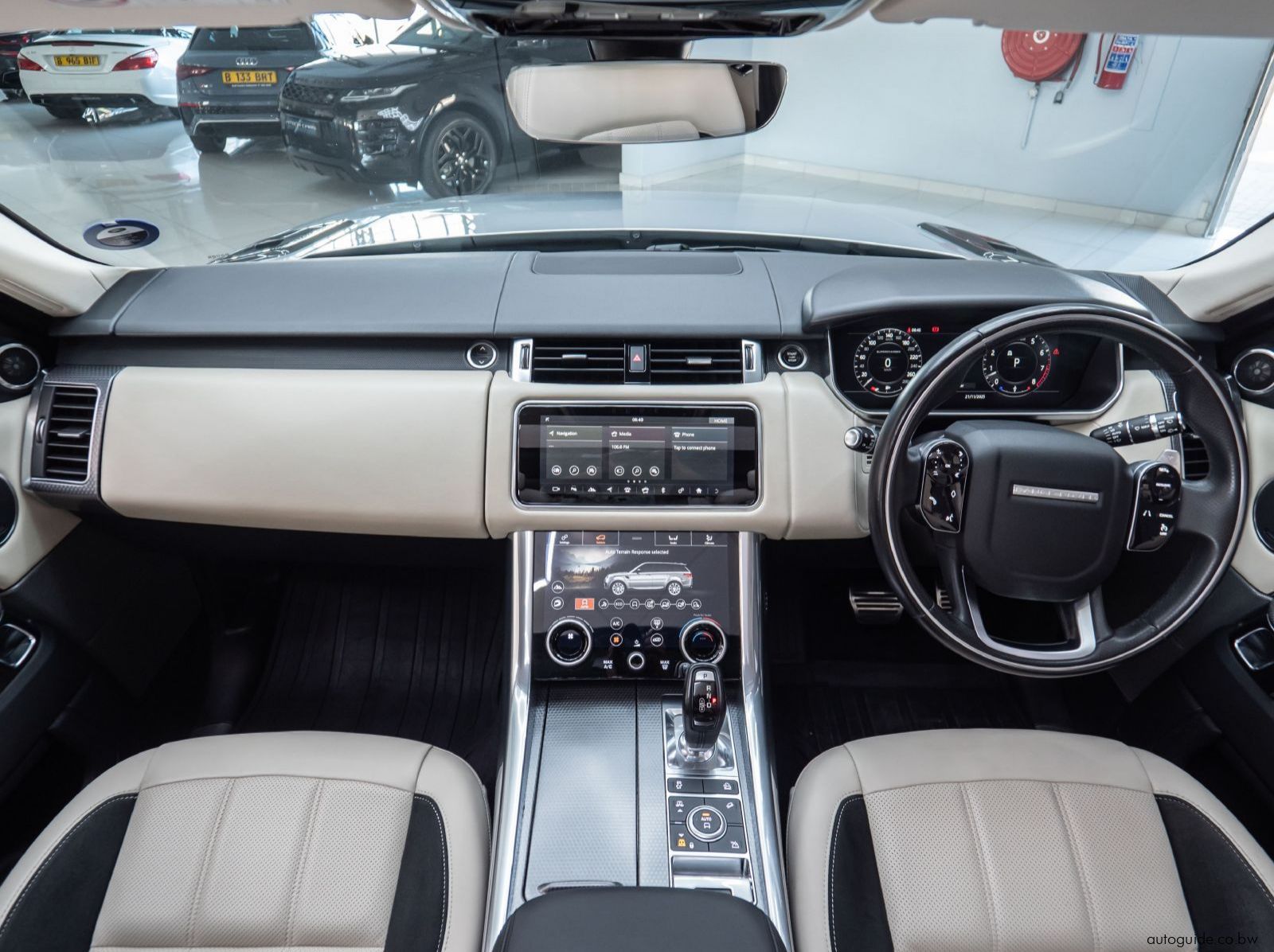 2018 Range Rover Sport V8 Supercharged pictures