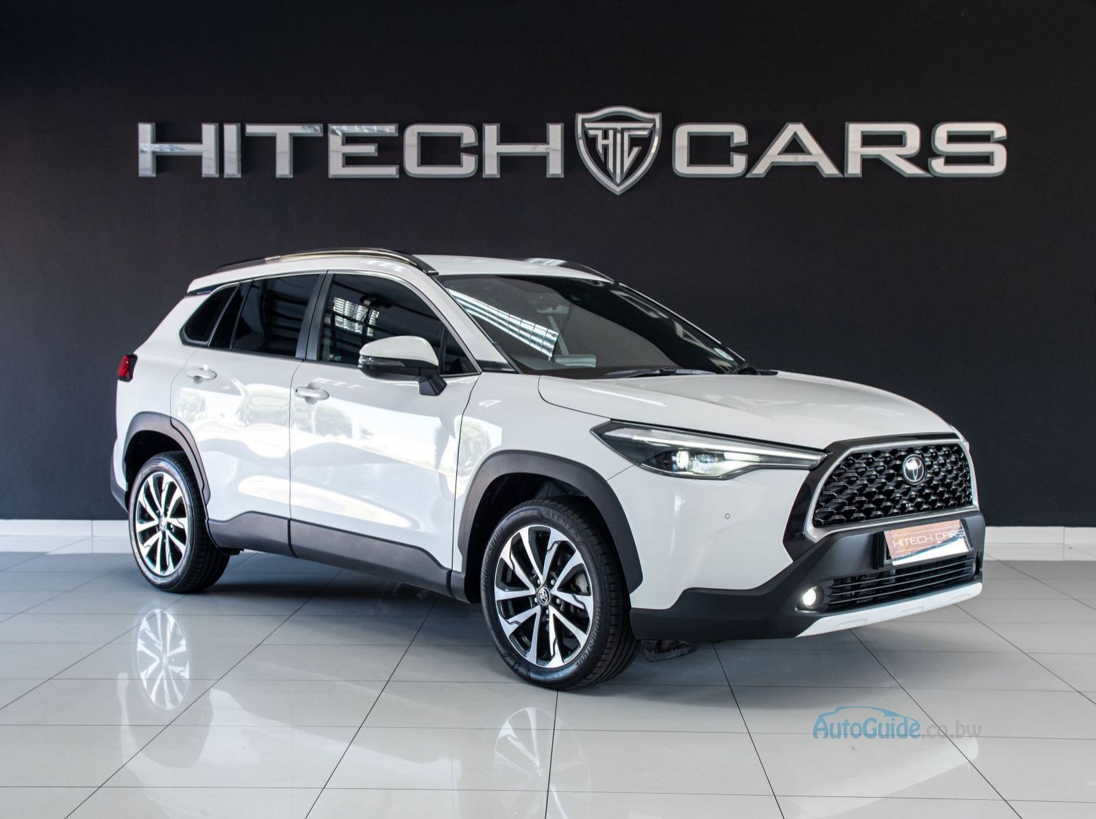 2023 Toyota Corolla Cross XR pictures