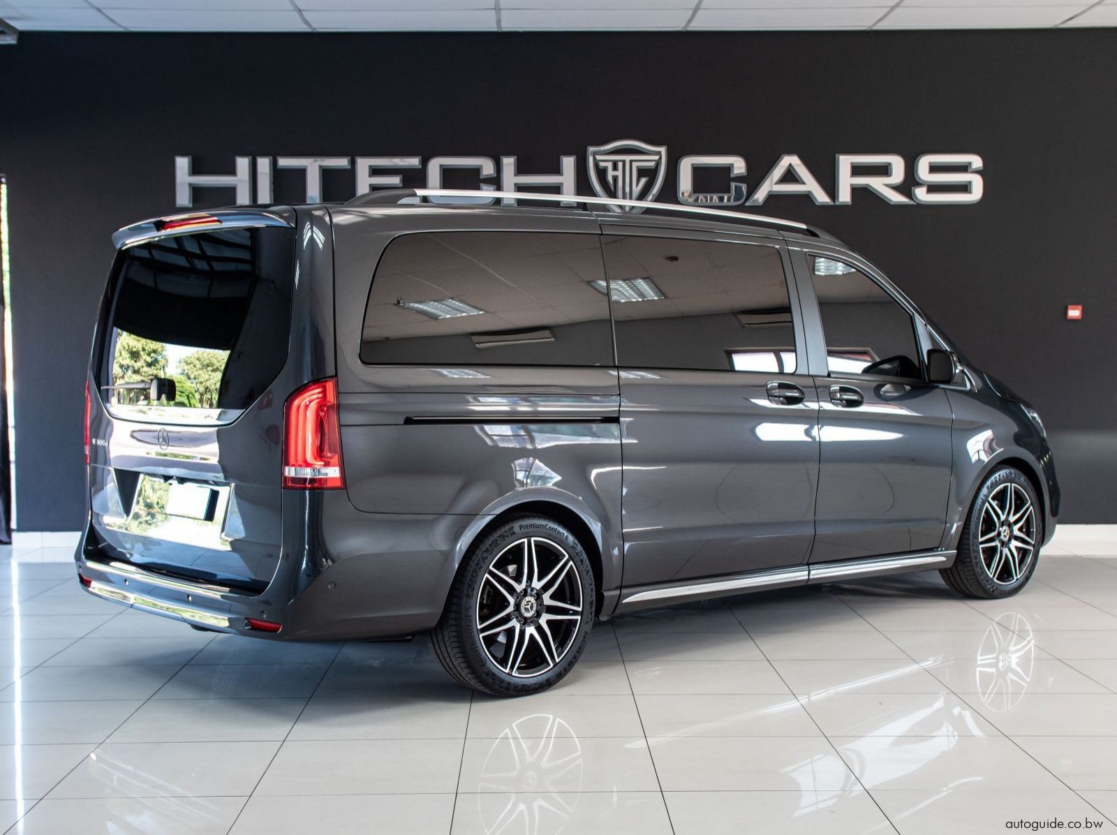 2023 Mercedes-Benz V300 D pictures