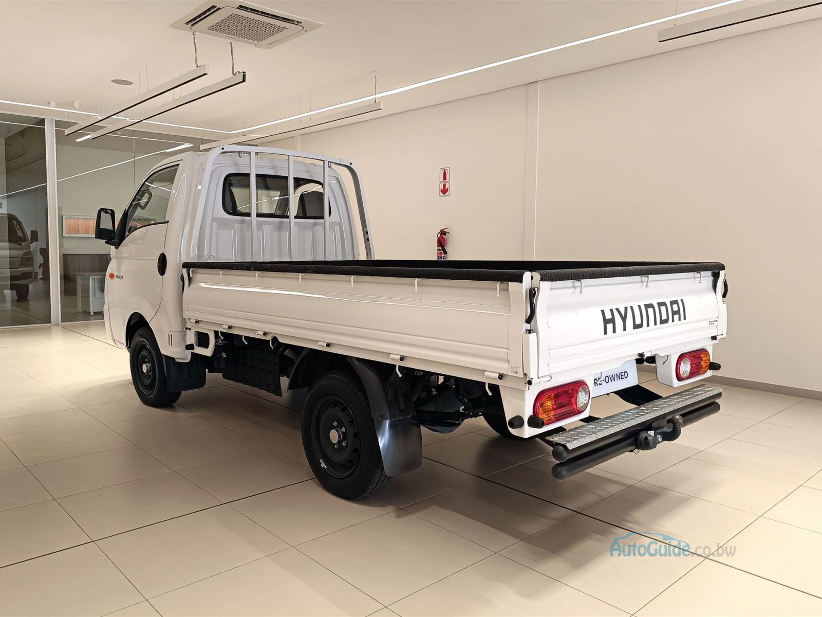 2025 Hyundai H-100 2.6D 1.3Ton photo