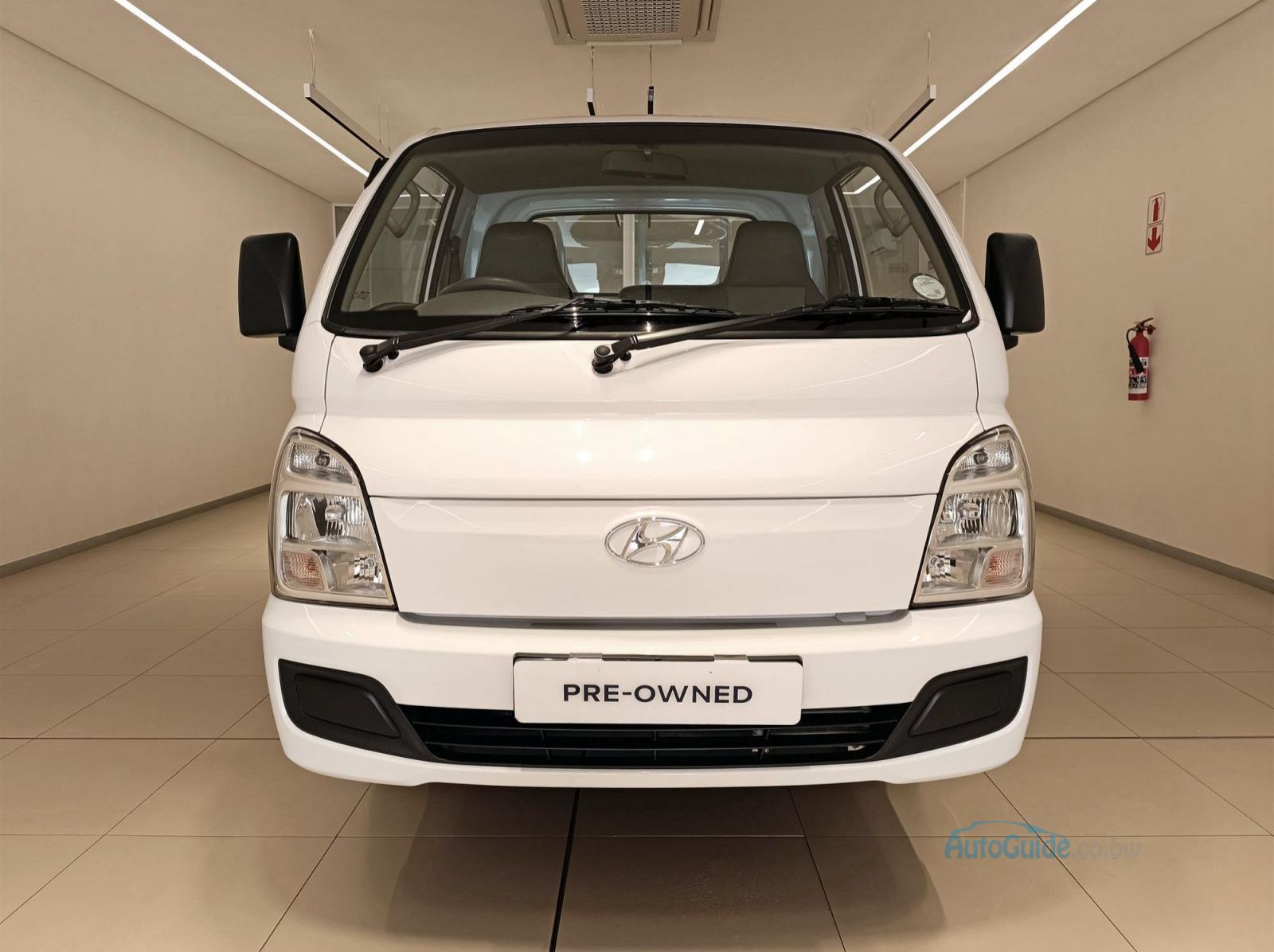 2025 Hyundai H-100 2.6D 1.3Ton pictures