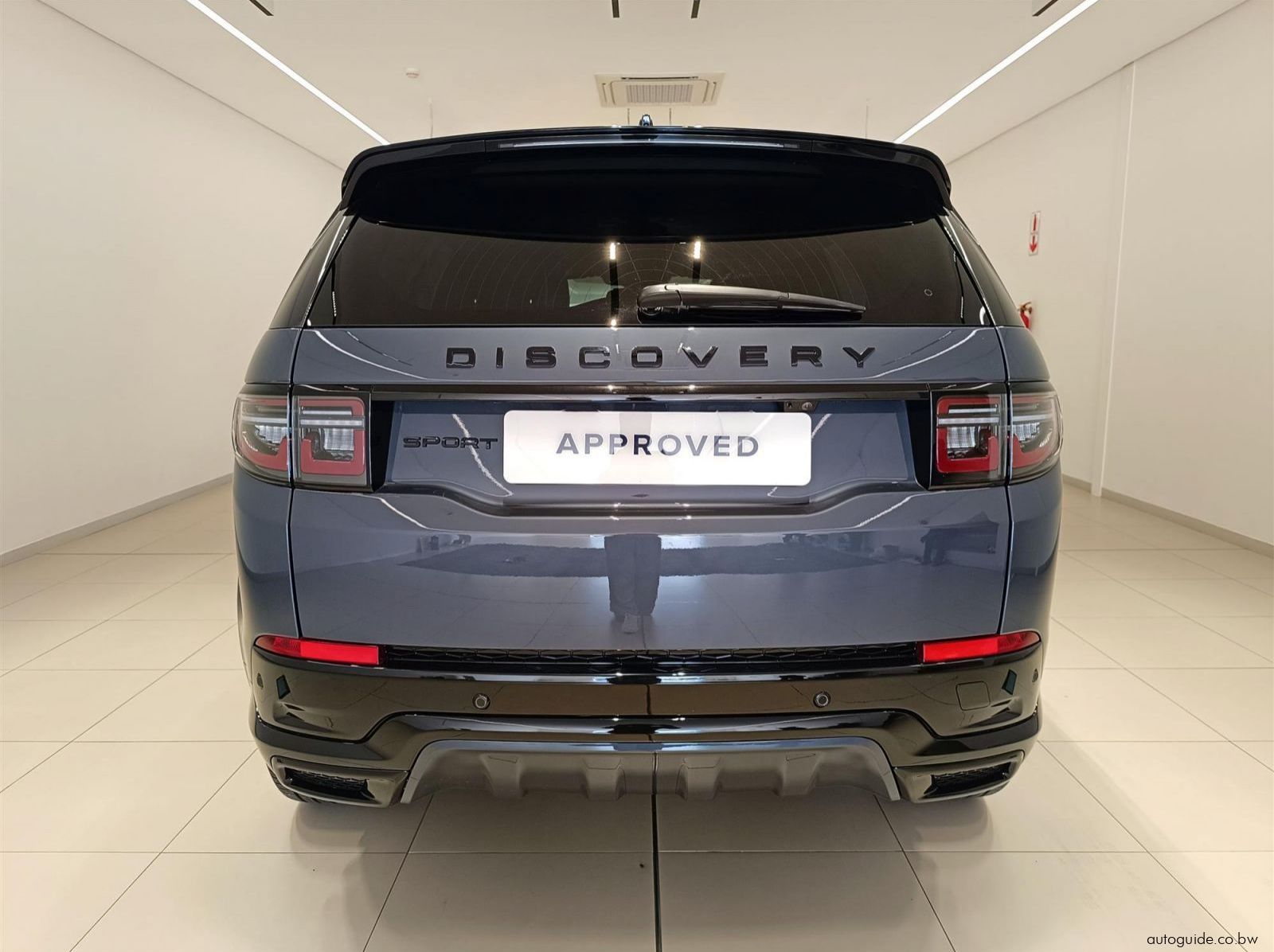 2024 Land Rover Discovery Sport 2.0D AWD 147kW D200 Dynamic HSE D200 pictures