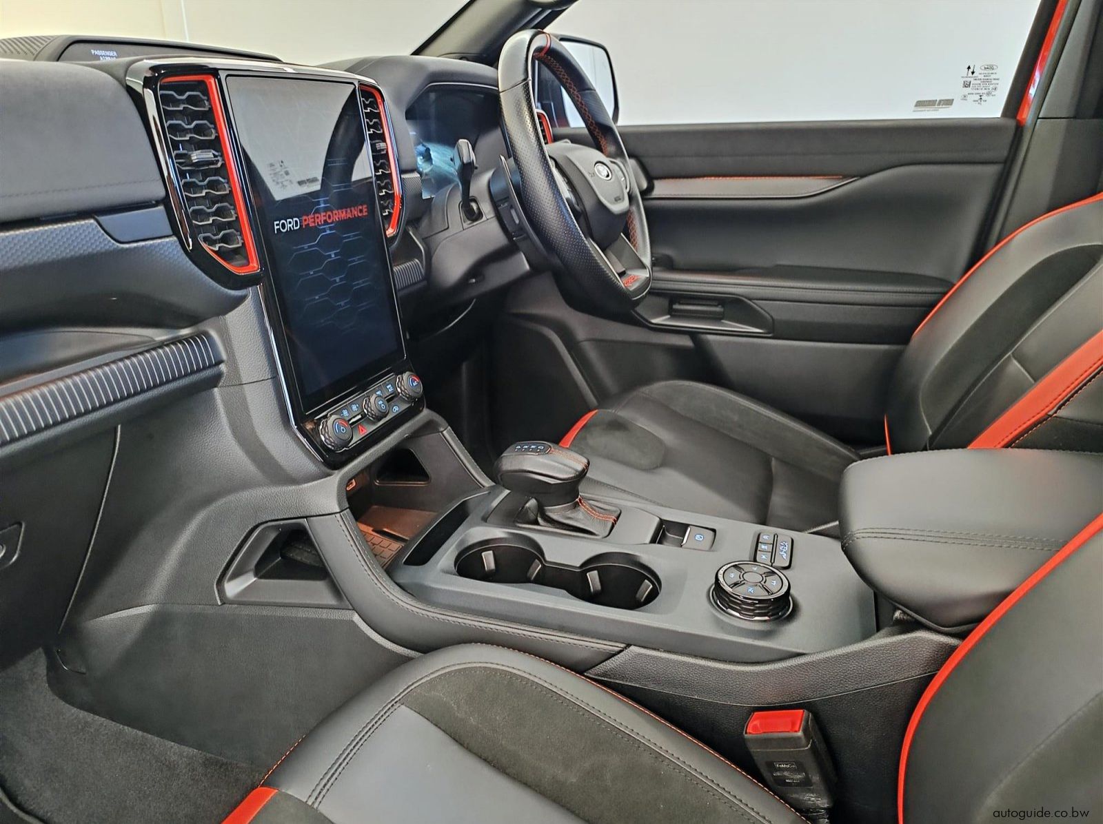 2023 Ford Raptor V6 pictures