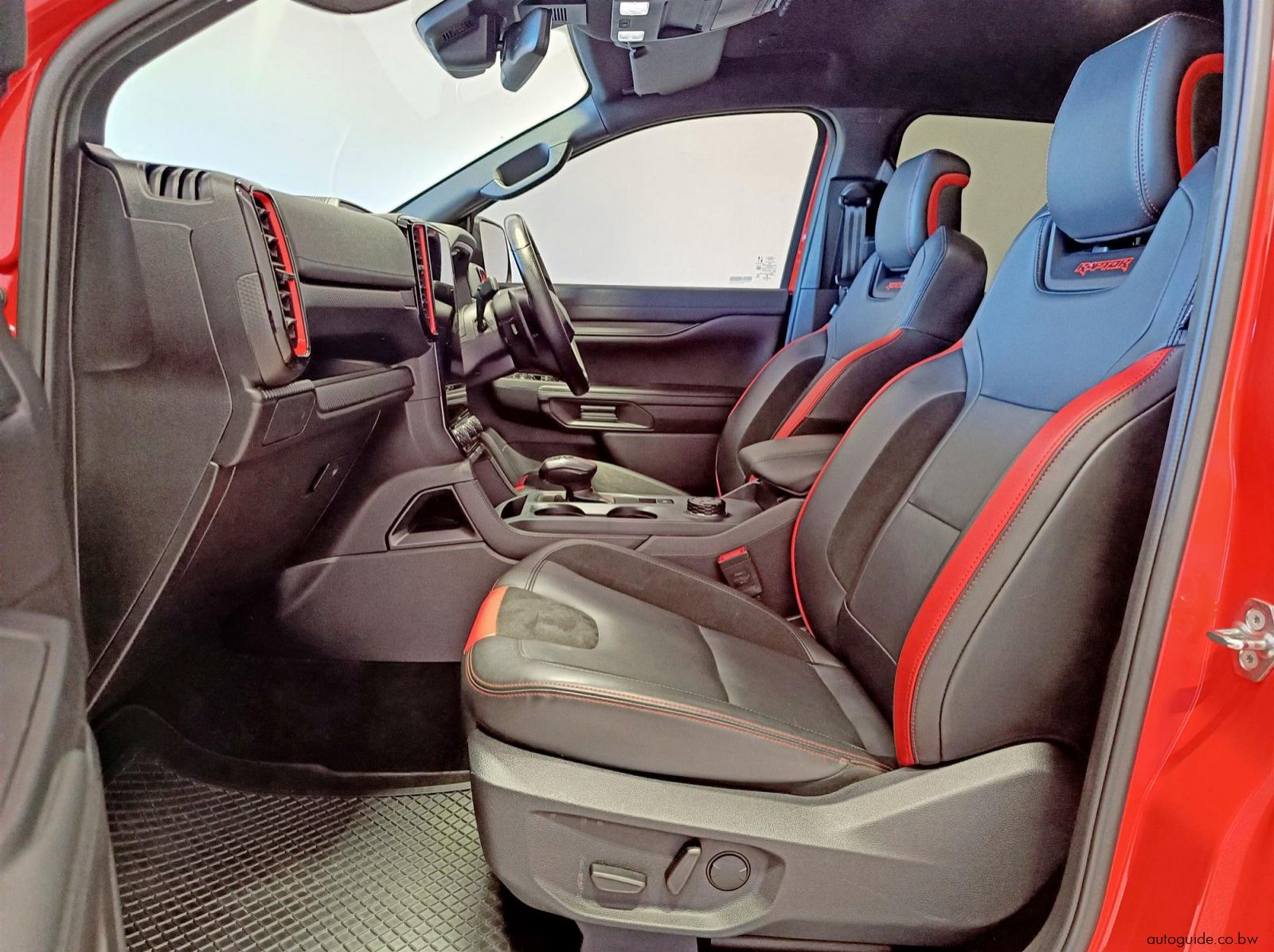 2023 Ford Raptor V6 pictures