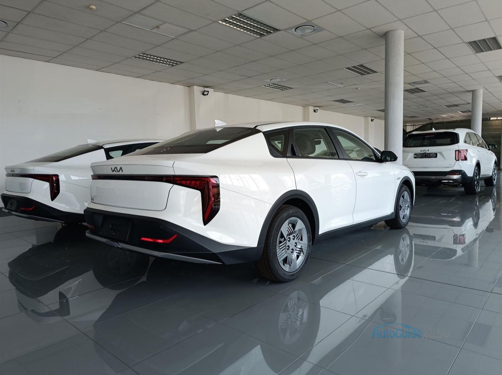 2025 Kia K4 pictures