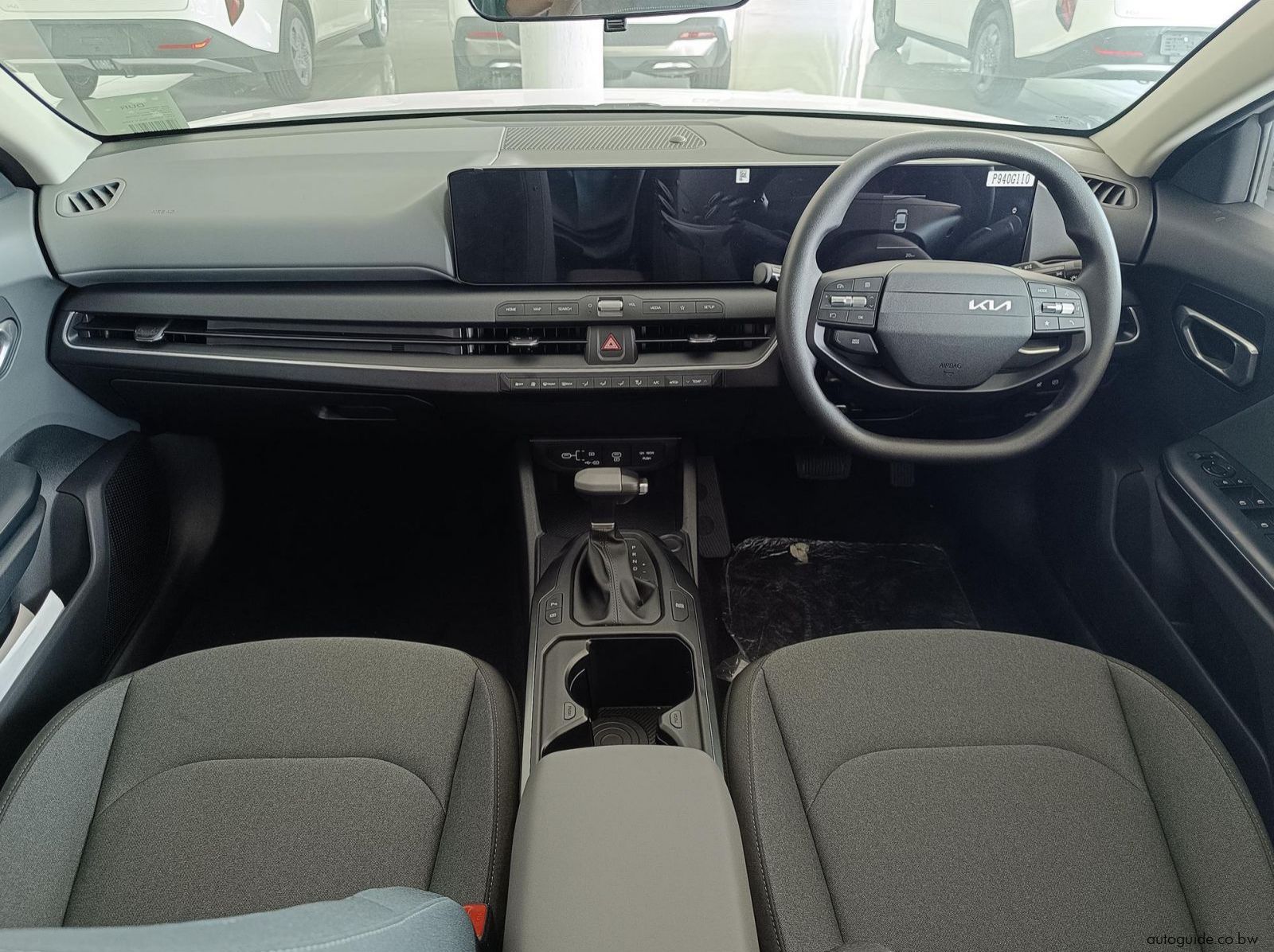 2025 Kia K4 pictures