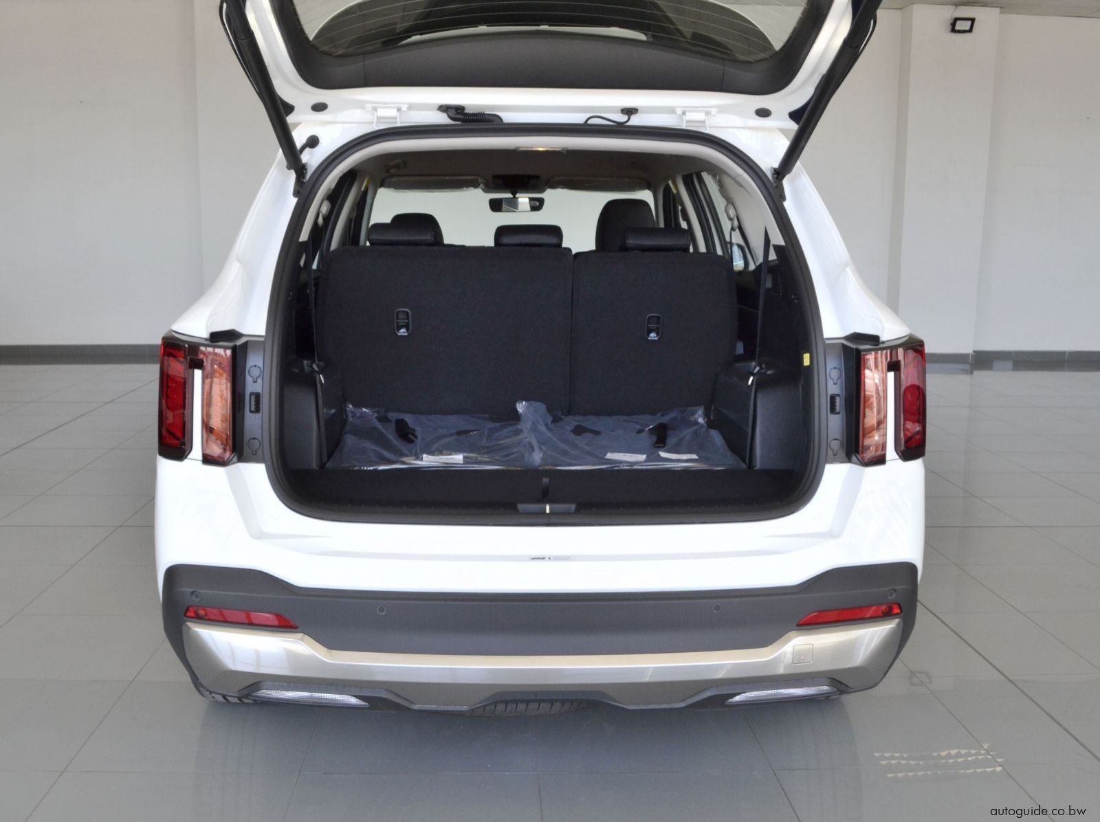 2025 Kia Sorento - 7 Seater pictures