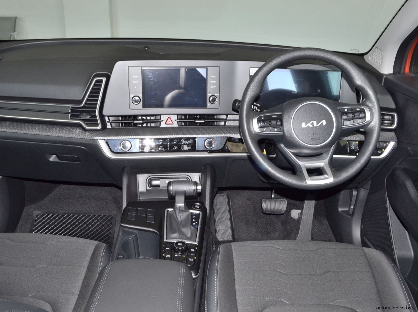 2025 Kia Sportage pictures