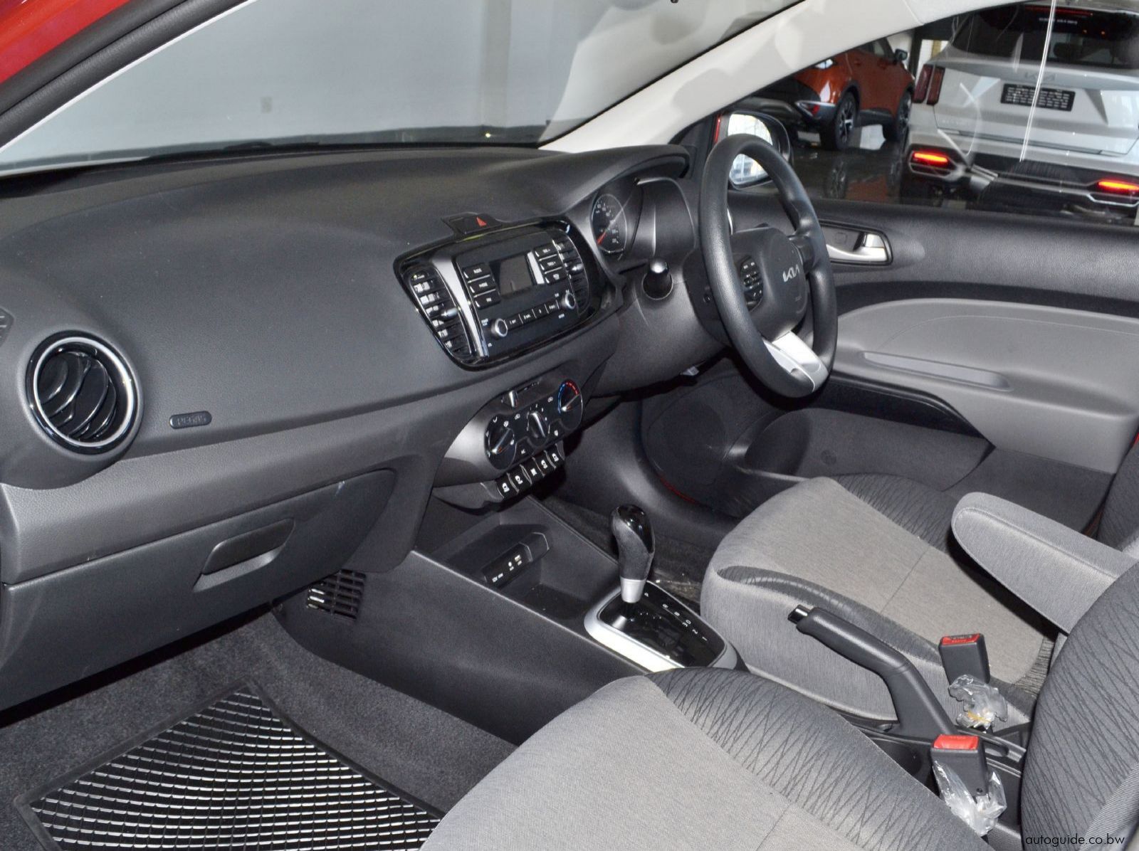 2024 Kia Pegas pictures