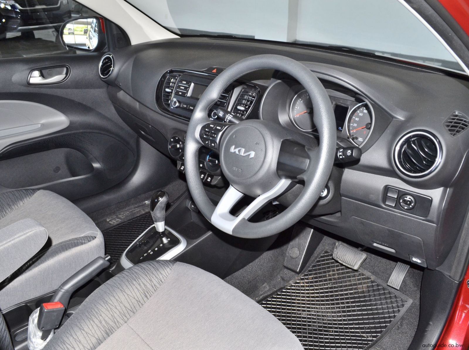 2024 Kia Pegas pictures