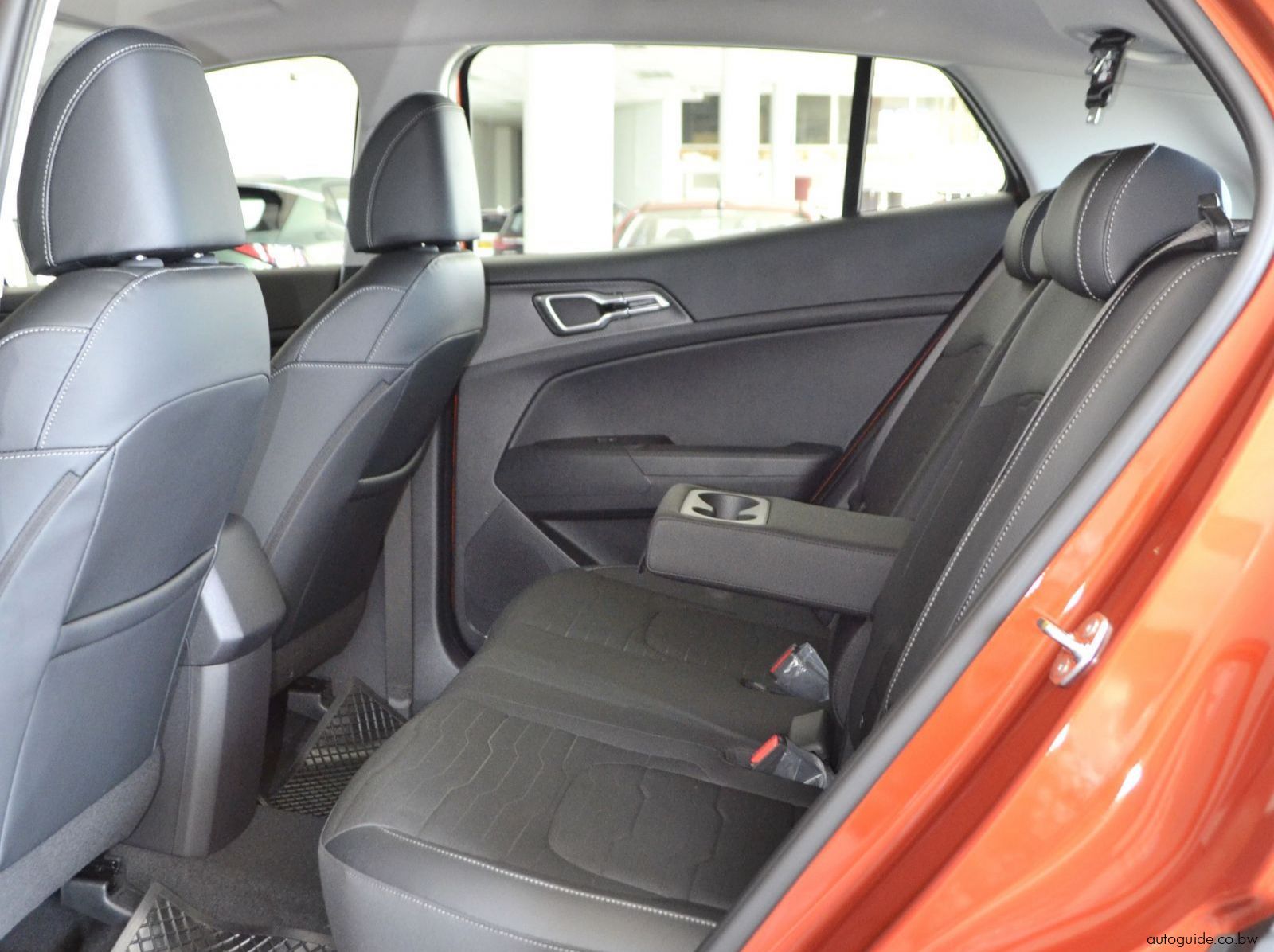 2025 Kia Sportage pictures