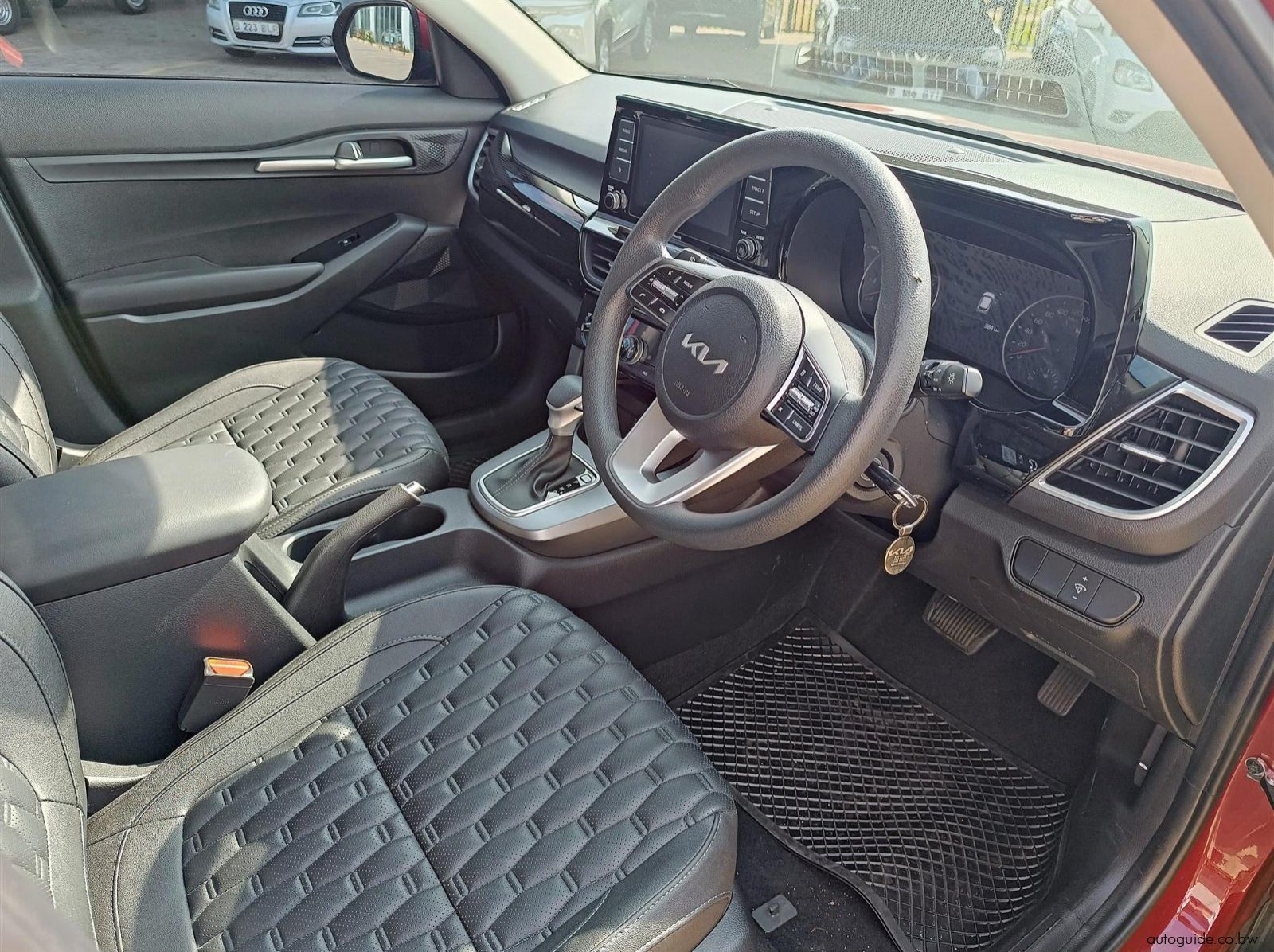 2023 Kia Seltos pictures