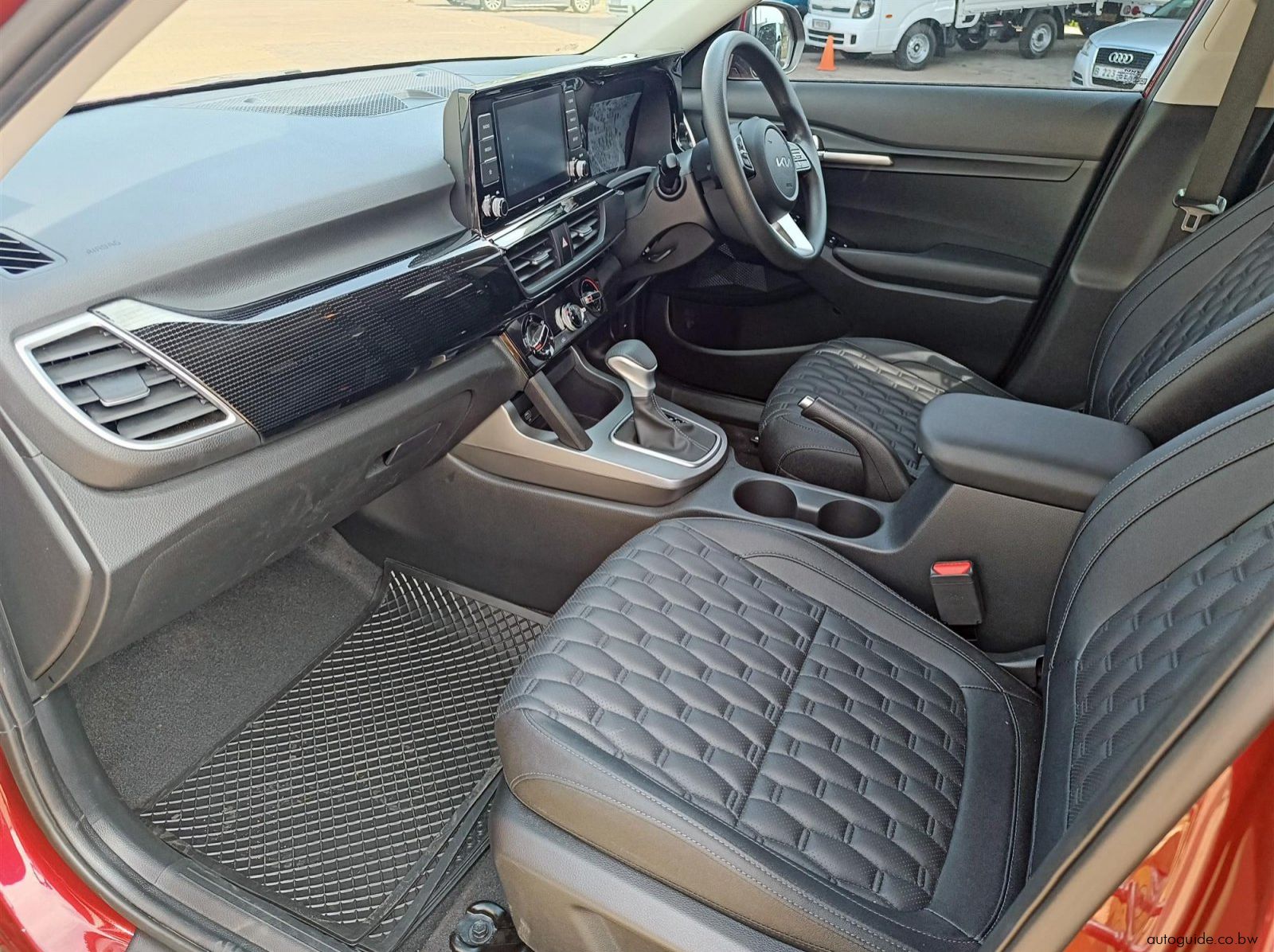 2023 Kia Seltos pictures