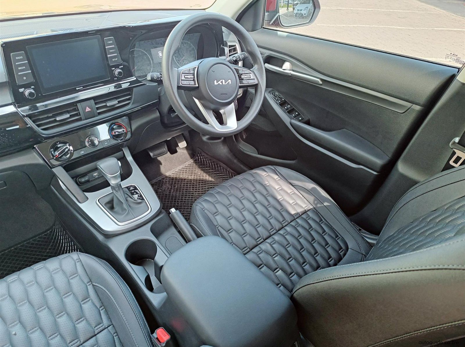 2023 Kia Seltos pictures