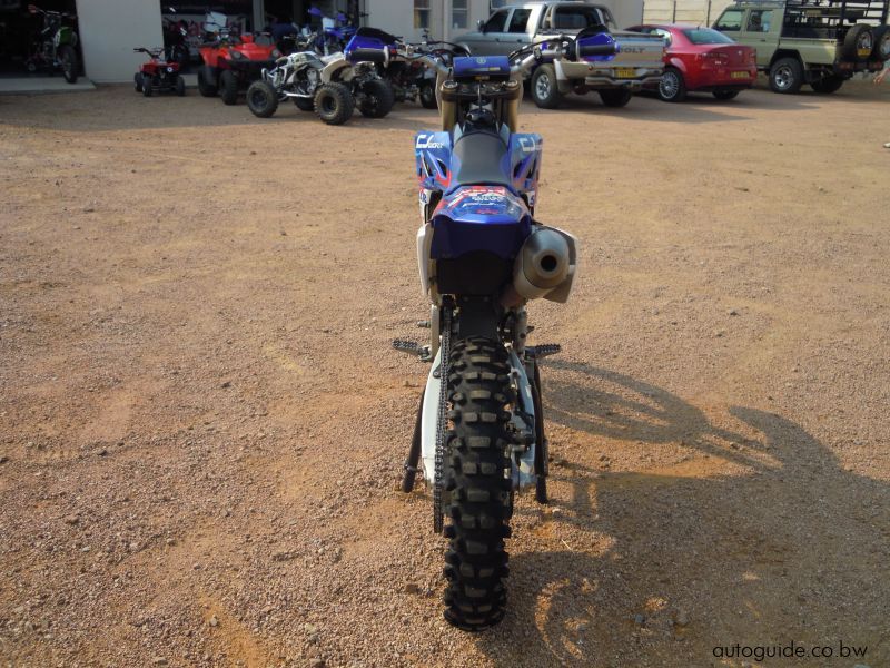 2010 Yamaha YZ250F photo