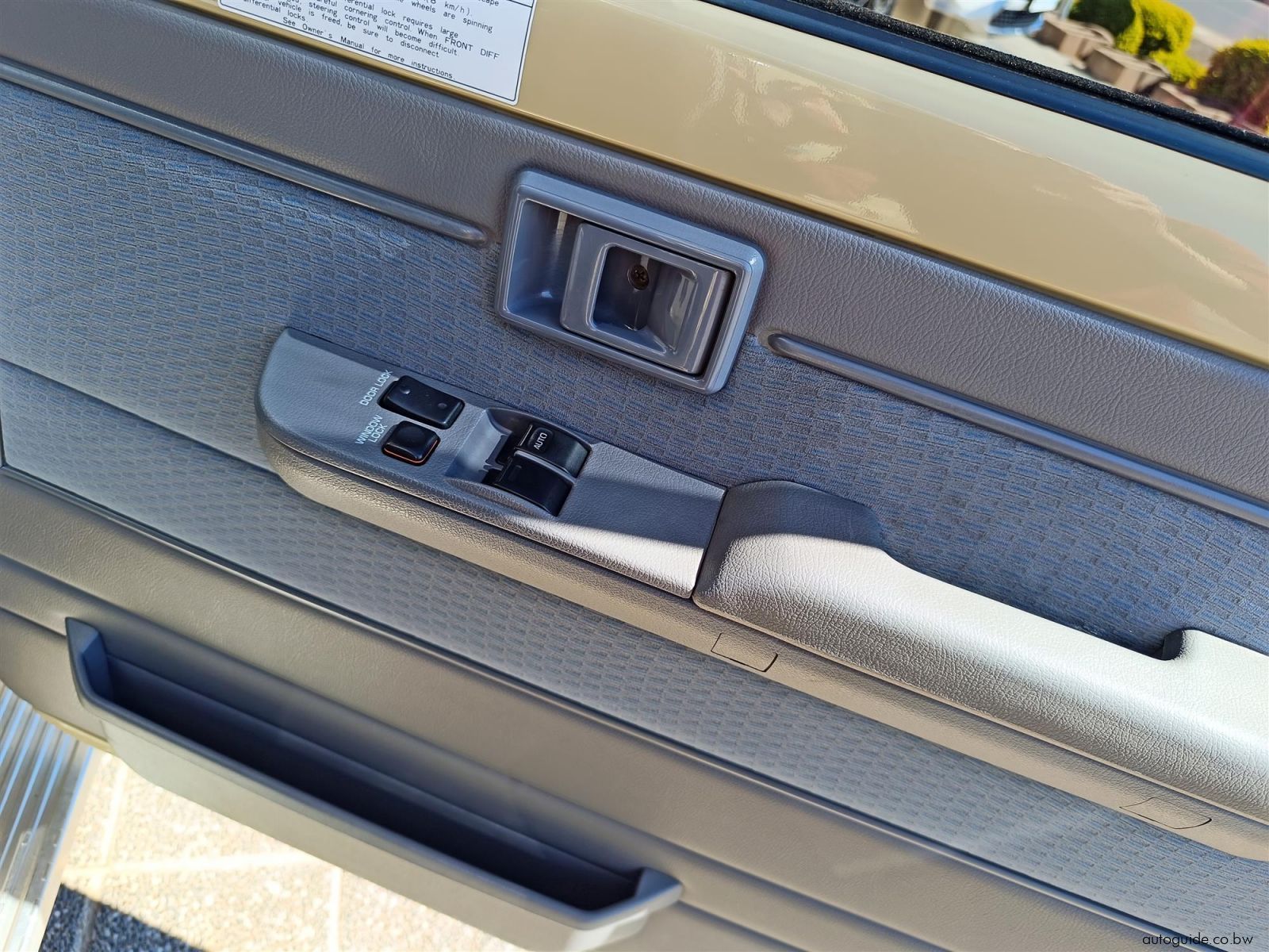 2023 Toyota Land Cruiser LX 79 4.5D V8 photo