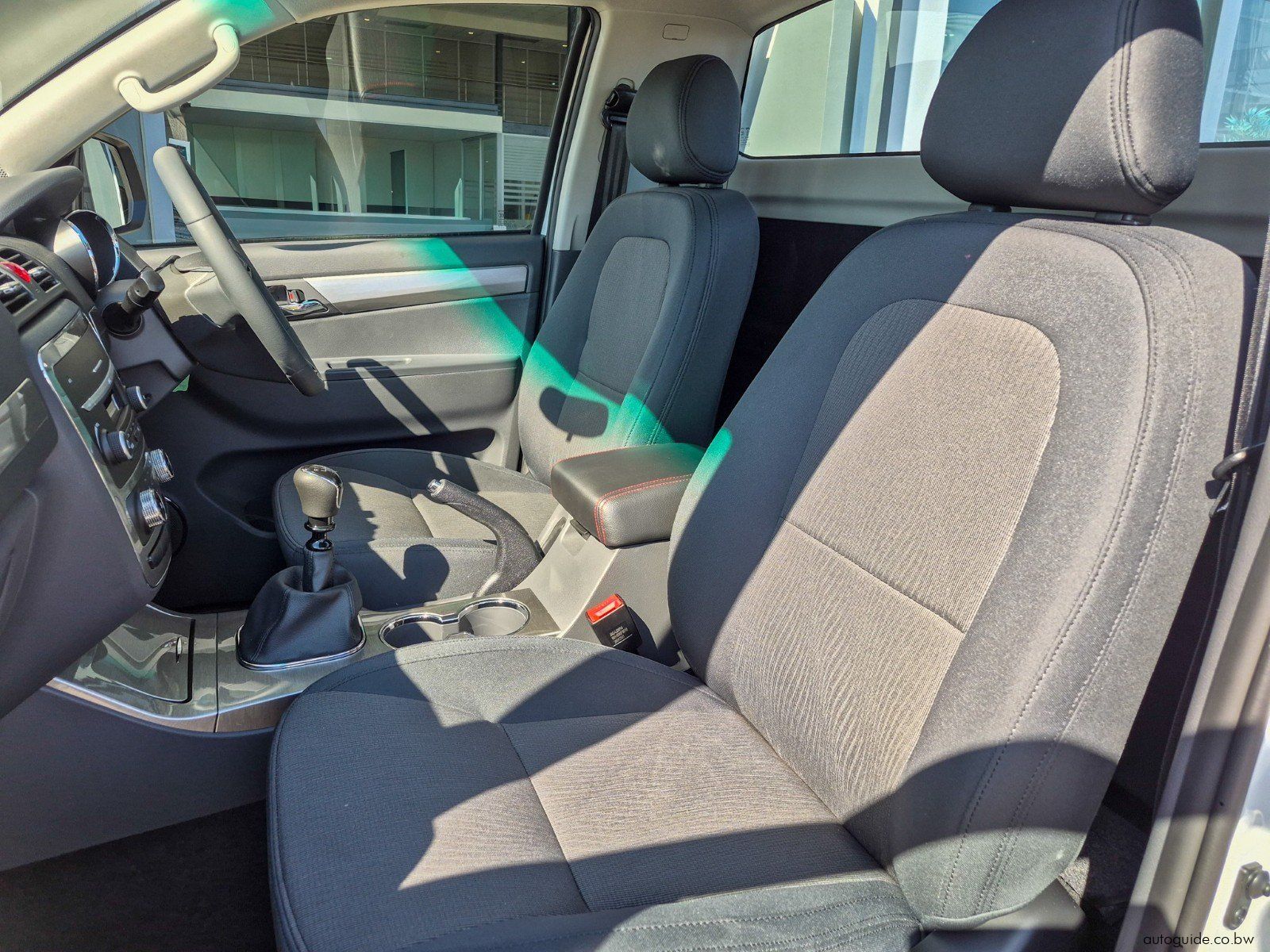2026 JAC T6 S/C 2.0 CTi 4x2 Comfort photo