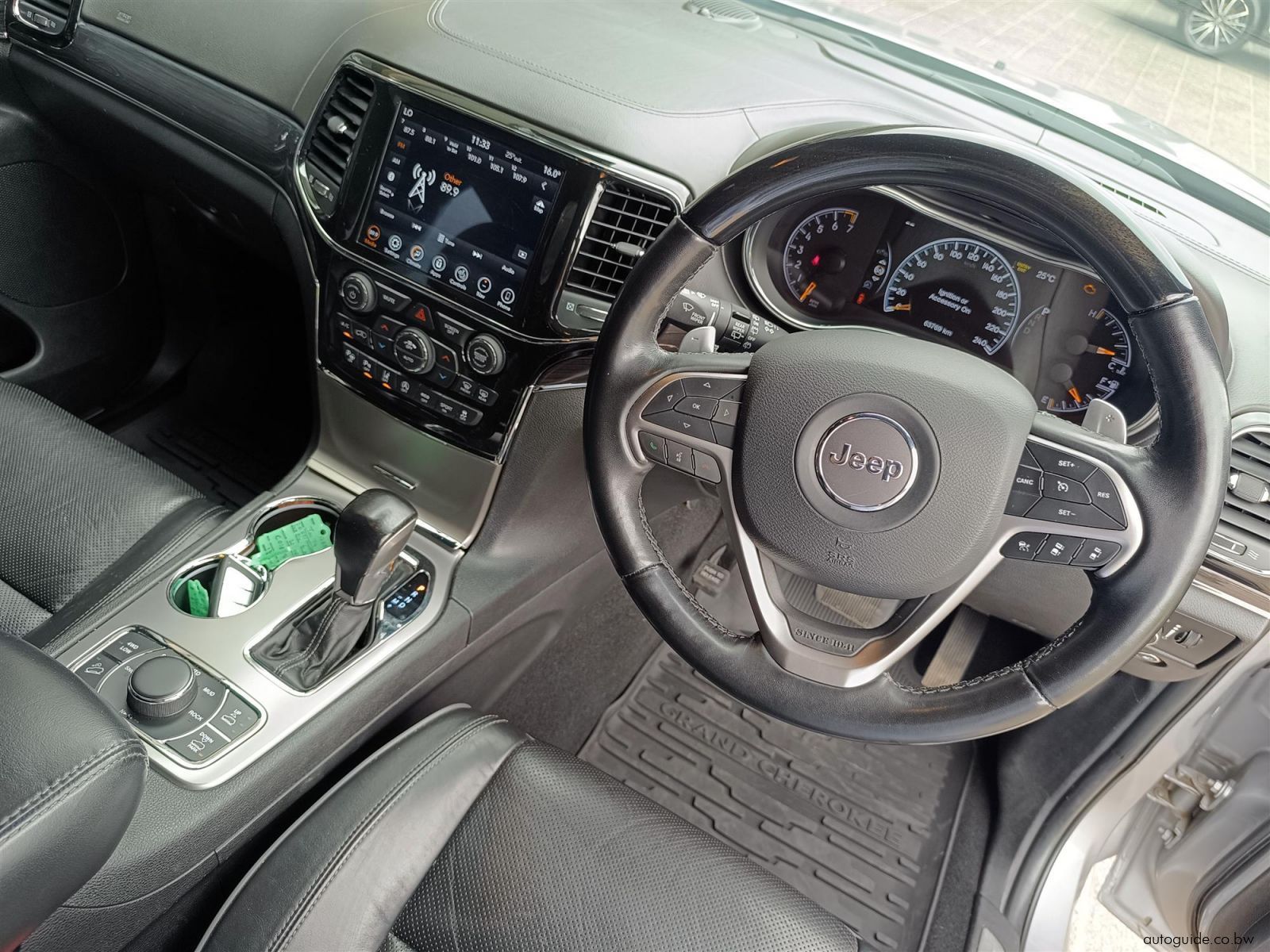2021 Jeep Grand Cherokee photo