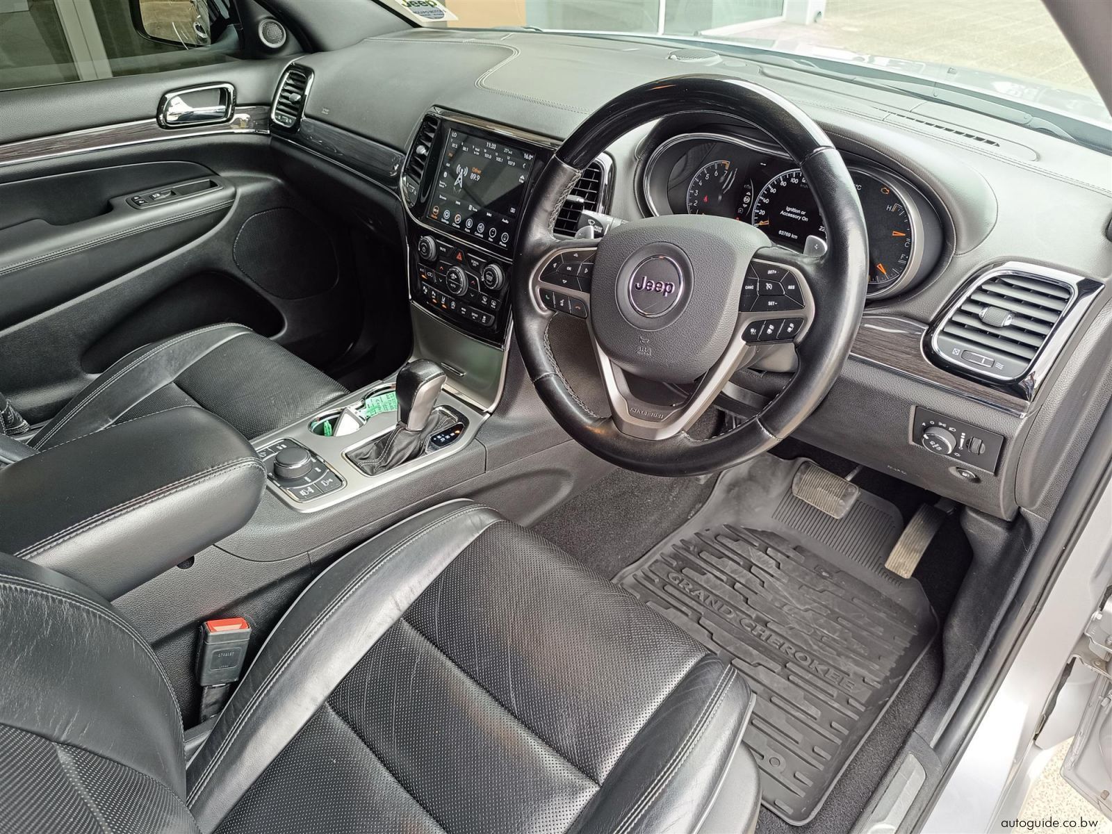 2021 Jeep Grand Cherokee photo