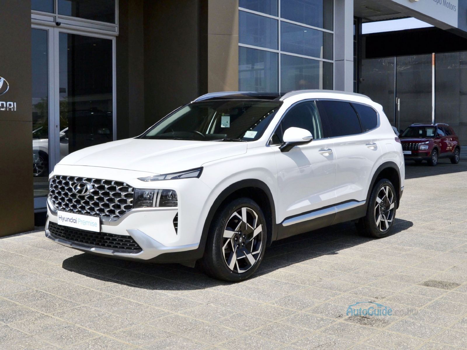 Hyundai Santa Fe Elite in Botswana