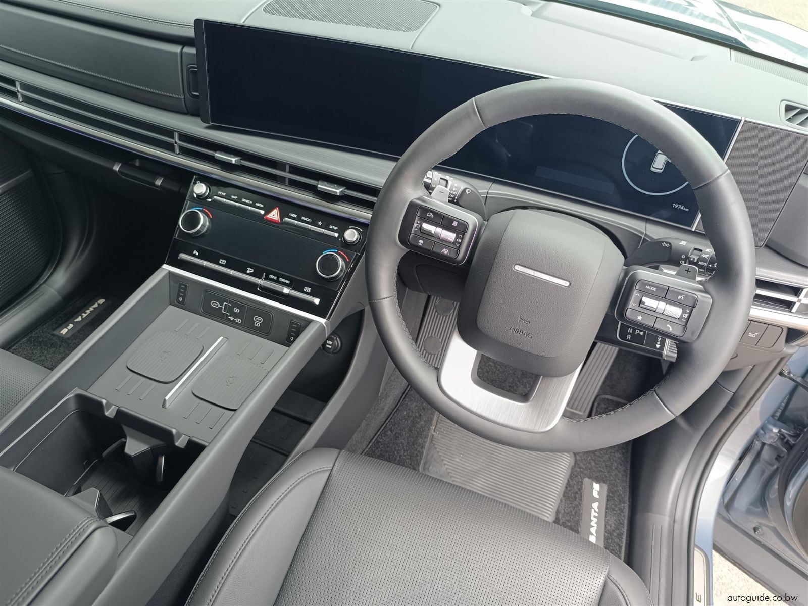 2026 Hyundai Santa Fe Hybrid 1.5T photo