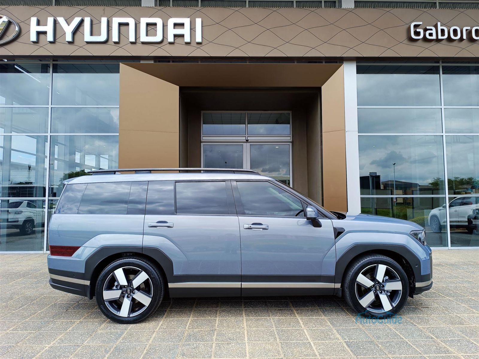 2026 Hyundai Santa Fe Hybrid 1.5T photo