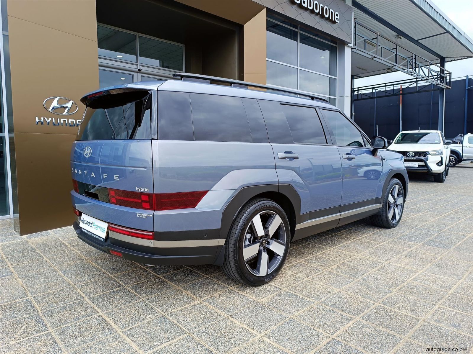2026 Hyundai Santa Fe Hybrid 1.5T photo