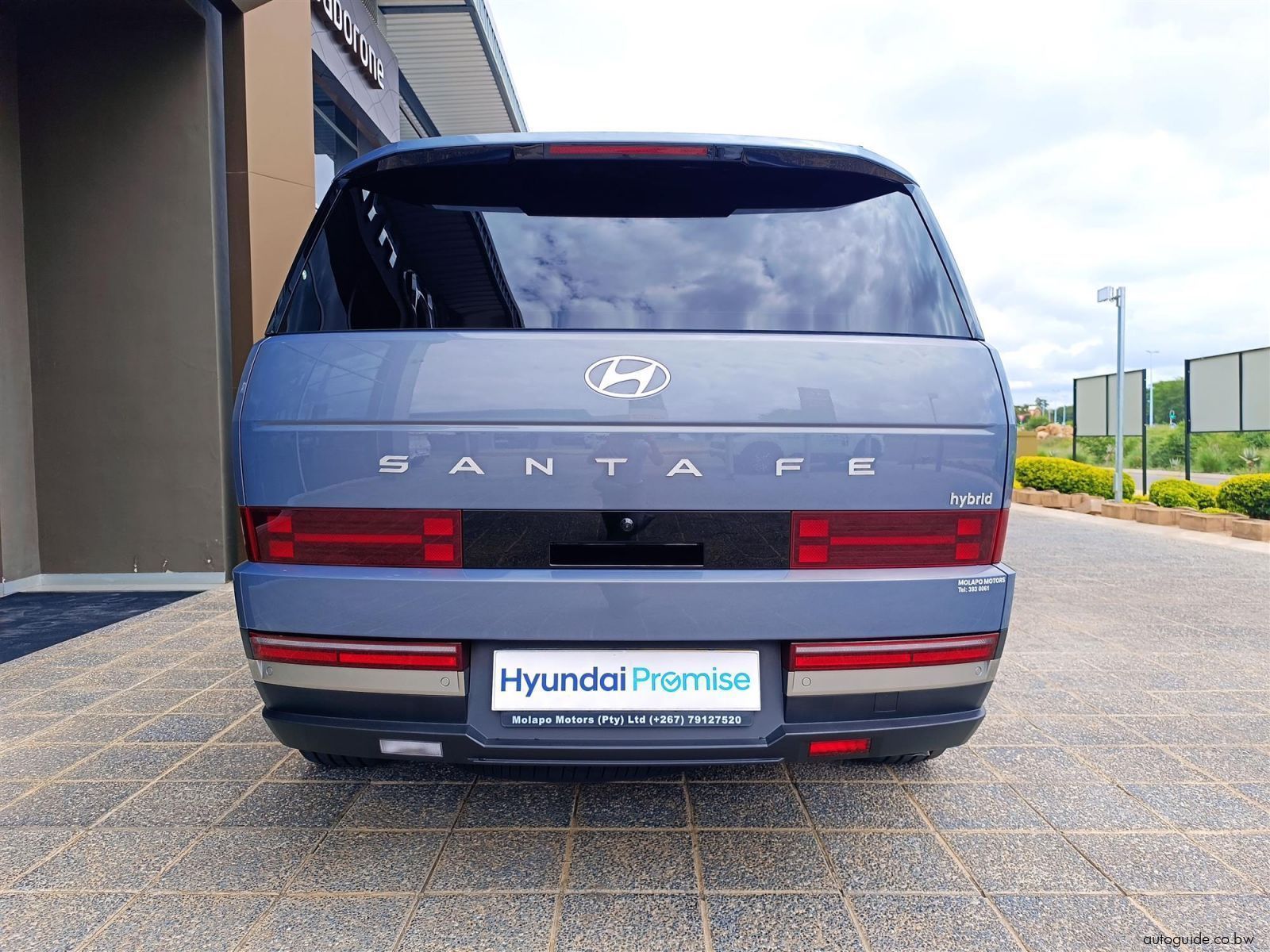 2026 Hyundai Santa Fe Hybrid 1.5T photo