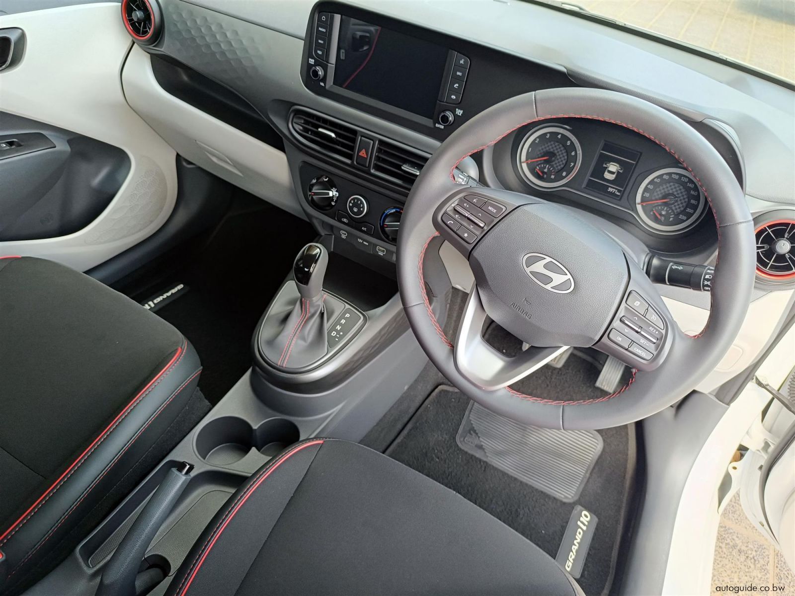 2025 Hyundai Grand i10 1.2 Executive Sedan photo