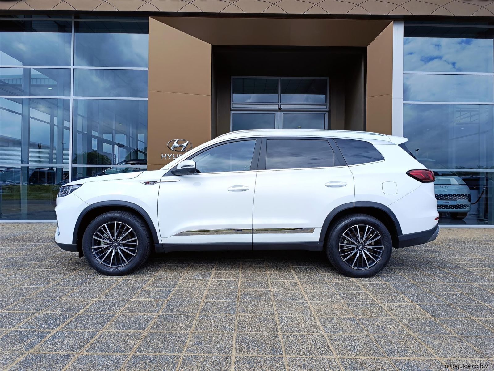 2023 Chery Tiggo Pro8 Executive+ 1.6T TDGi photo