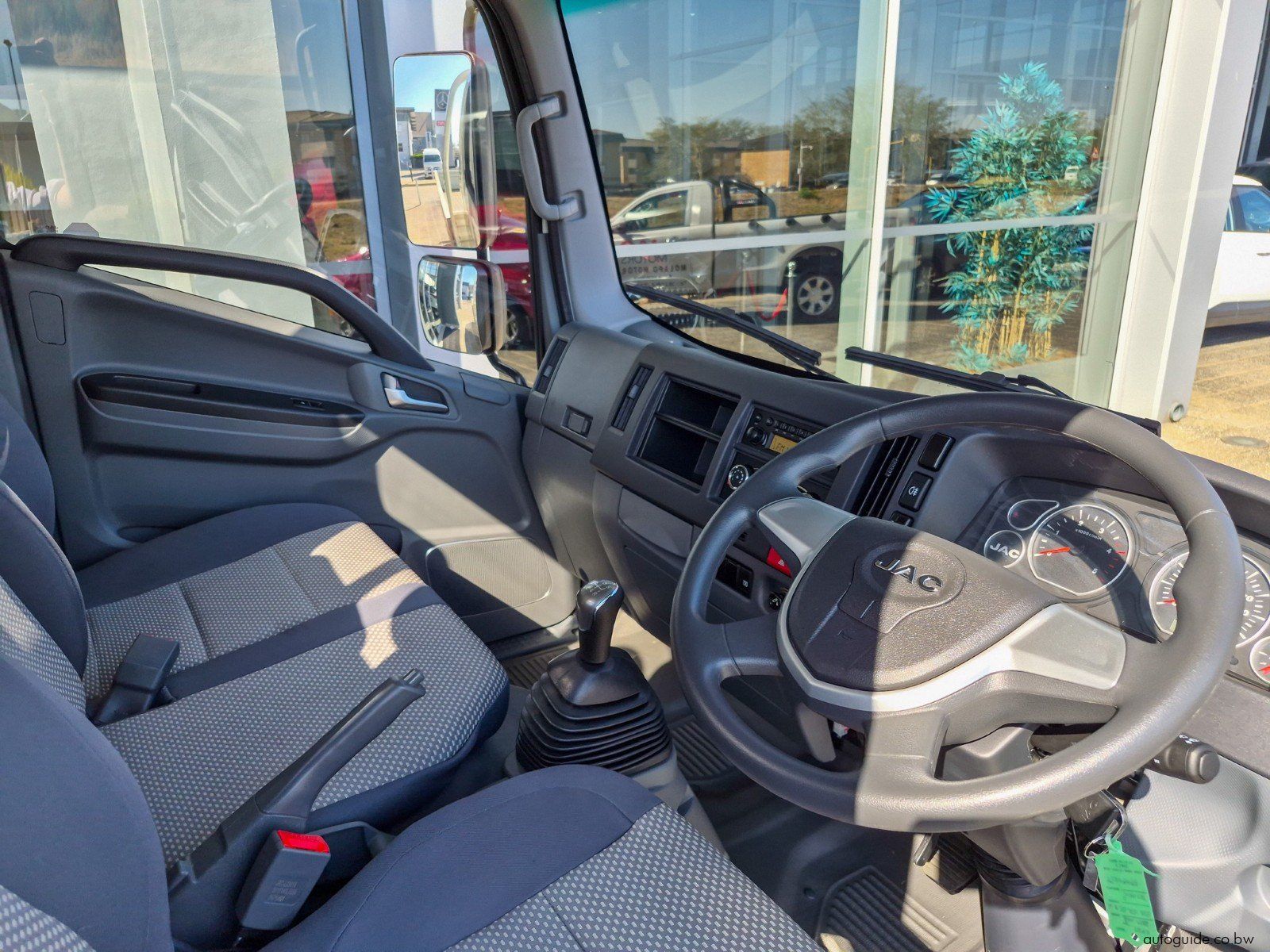 2026 JAC N56 3-Ton Dropside photo