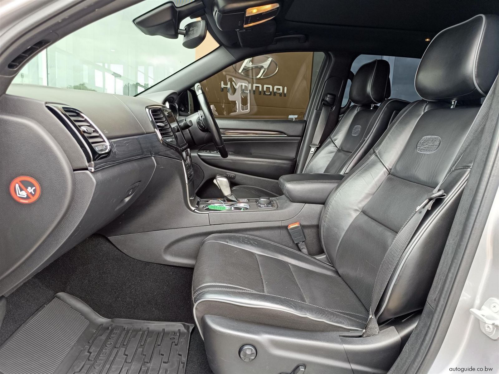 2021 Jeep Grand Cherokee  photo