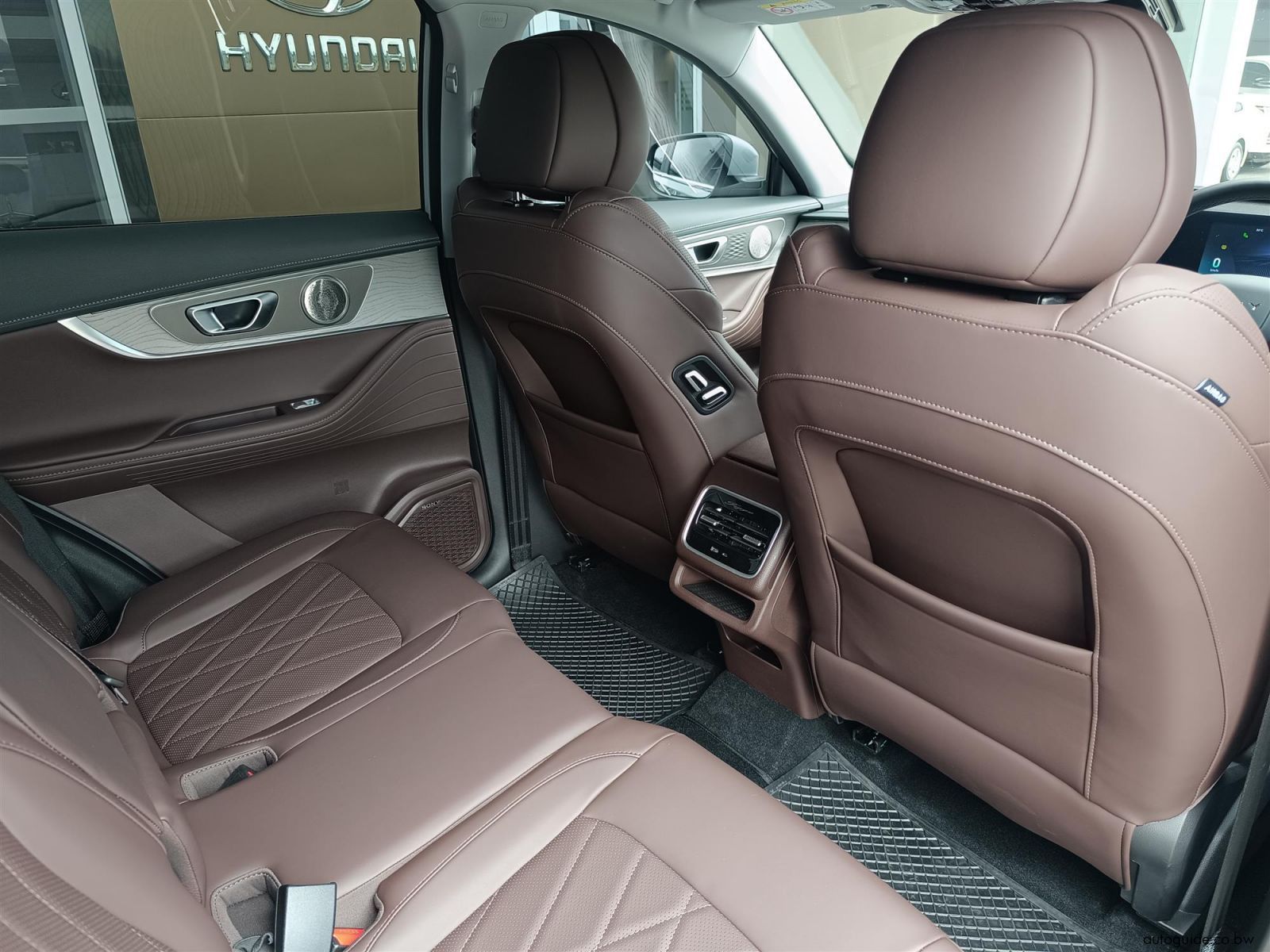 2026 Chery Tiggo 8 Pro Max FWD photo