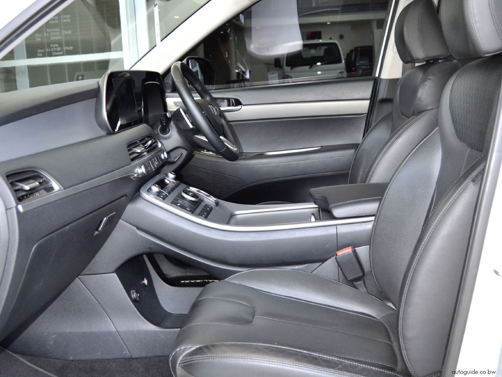 2022 Hyundai Palisade Elite - 7 Seater photo