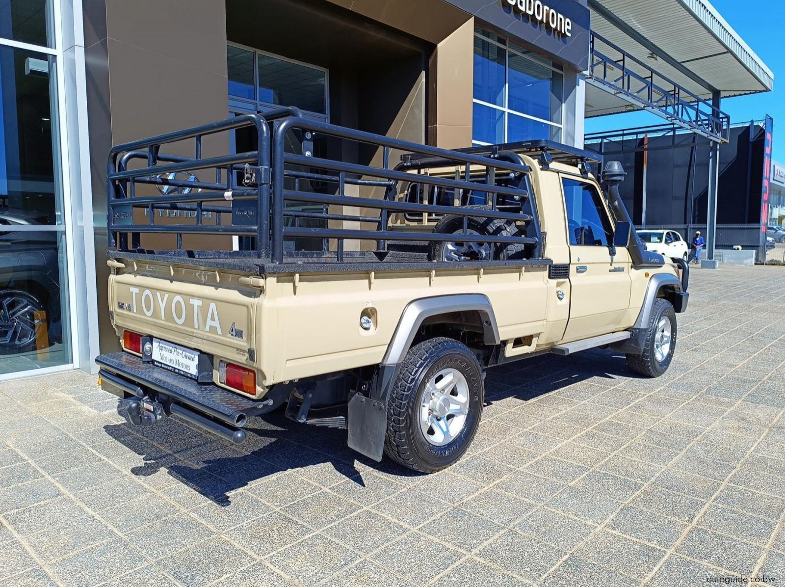 2023 Toyota Land Cruiser LX 79 4.5D V8 pictures