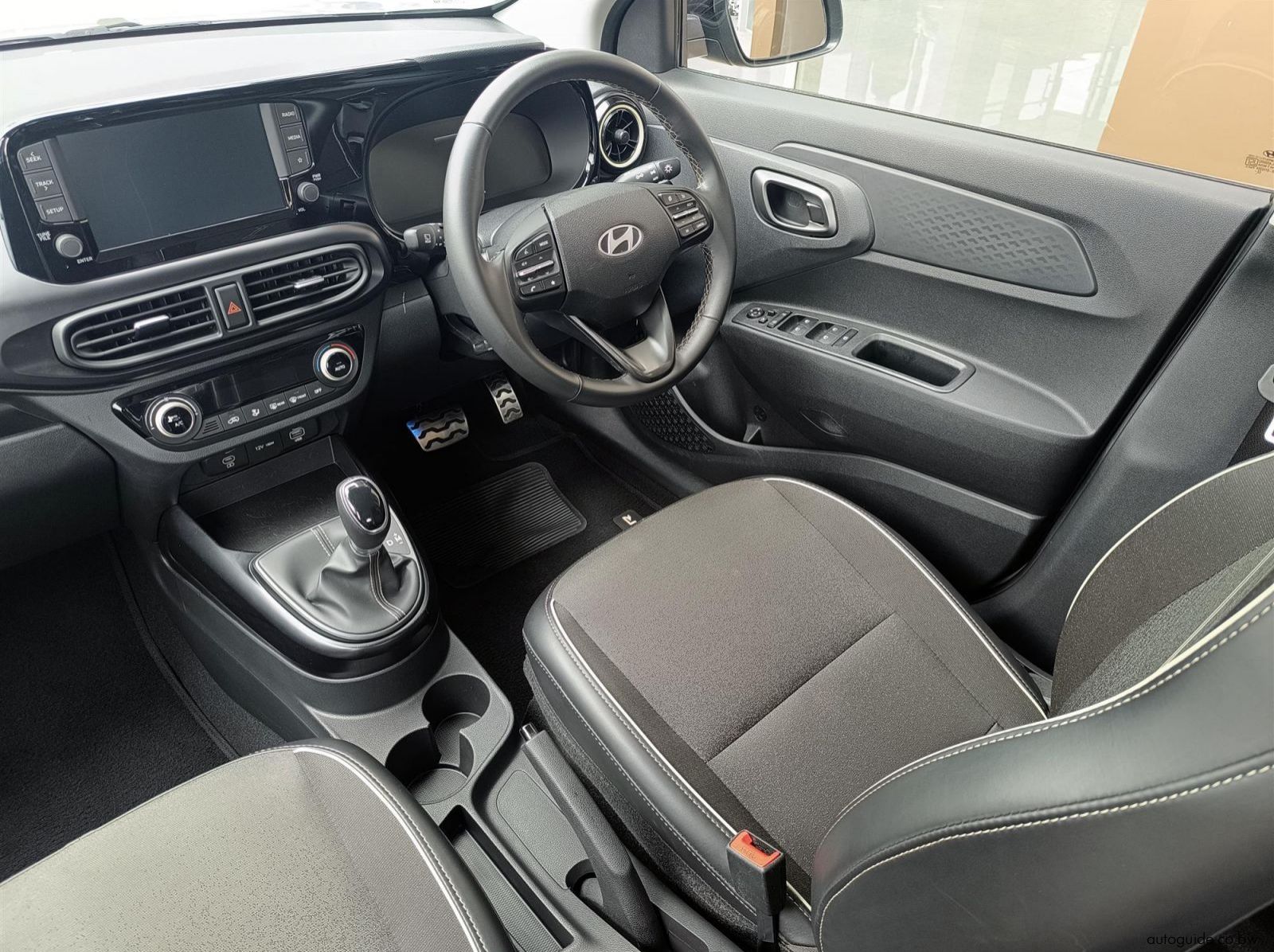 2025 Hyundai Exter pictures