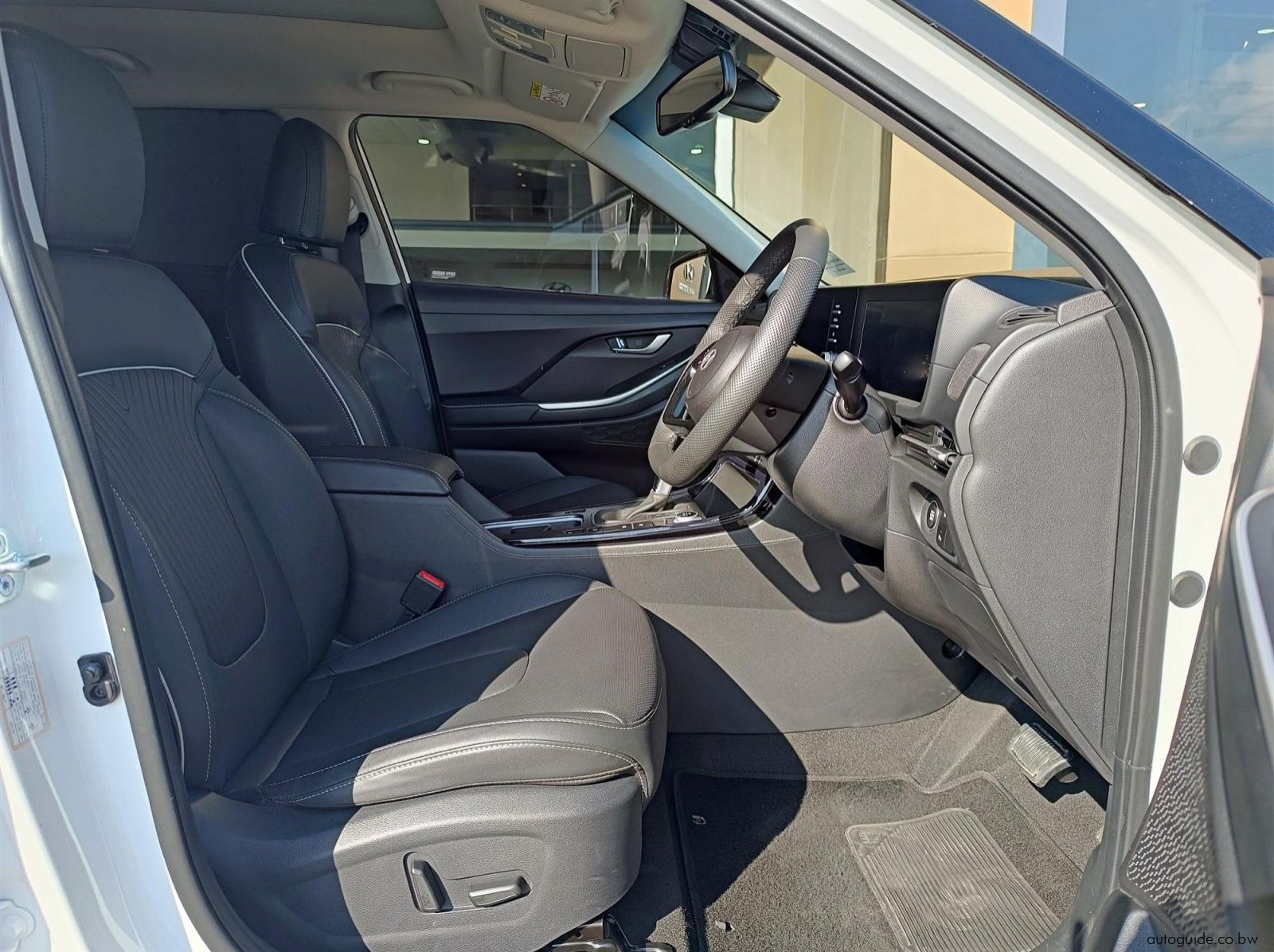 2026 Hyundai Alcazar Elite 7 Seater pictures