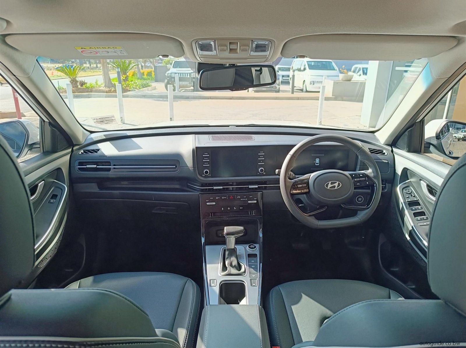 2026 Hyundai Alcazar Elite 7 Seater pictures