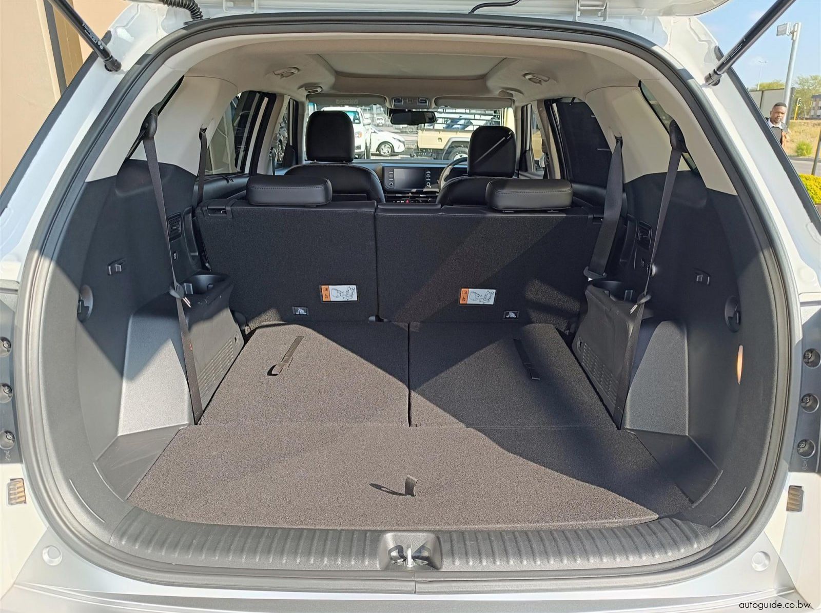 2026 Hyundai Alcazar Elite 7 Seater pictures