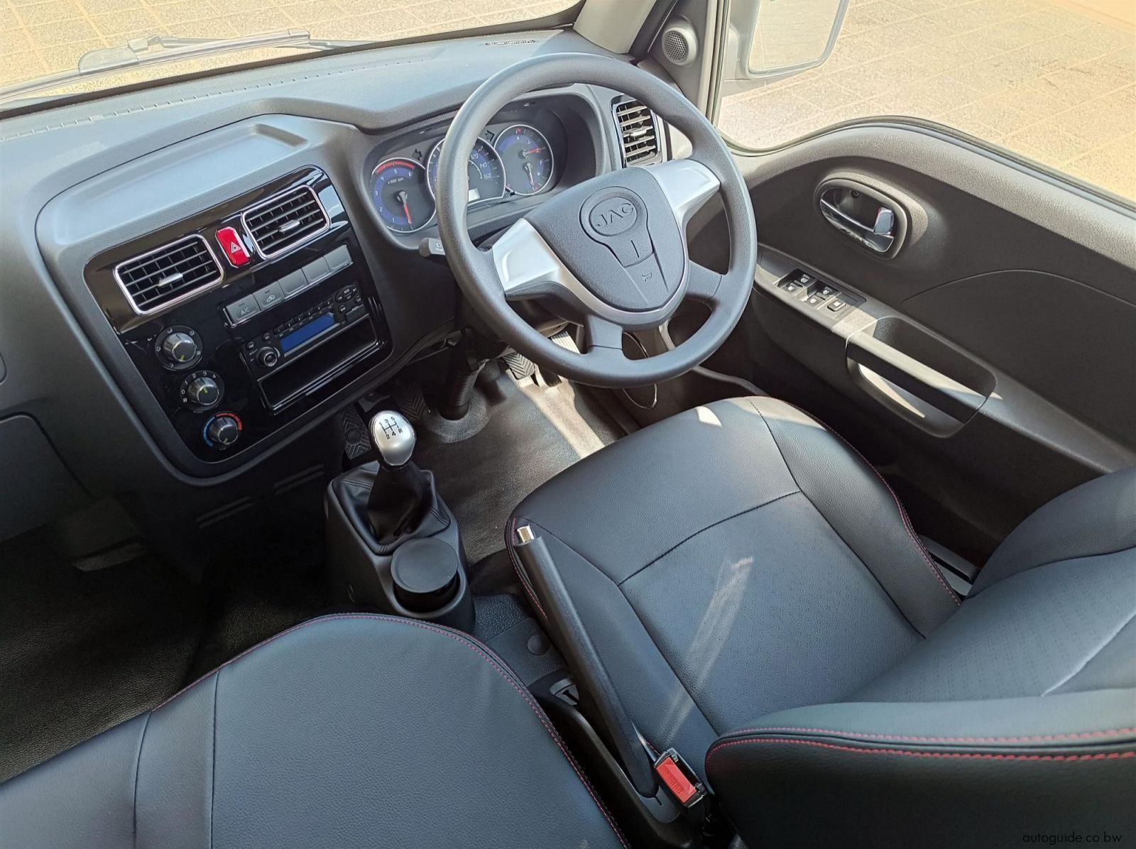 2026 JAC X200 2.8D D/C D/S pictures