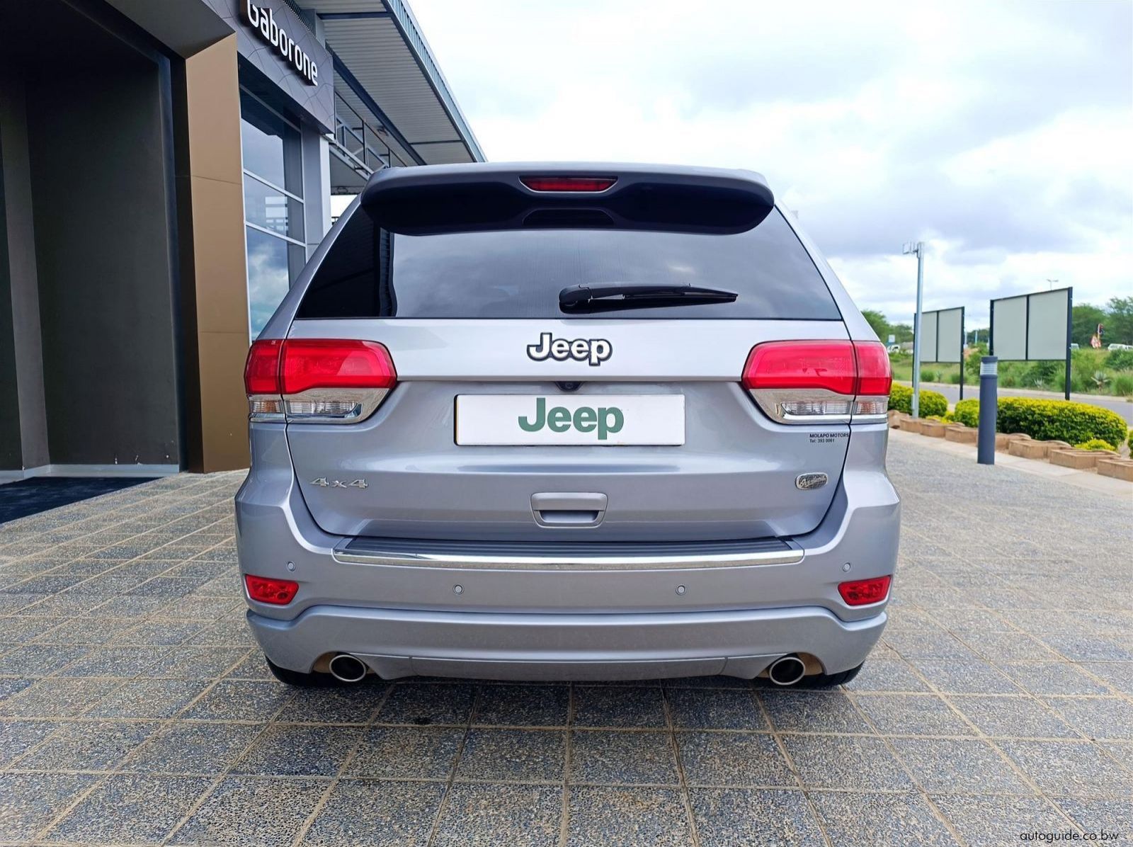 2021 Jeep Grand Cherokee pictures