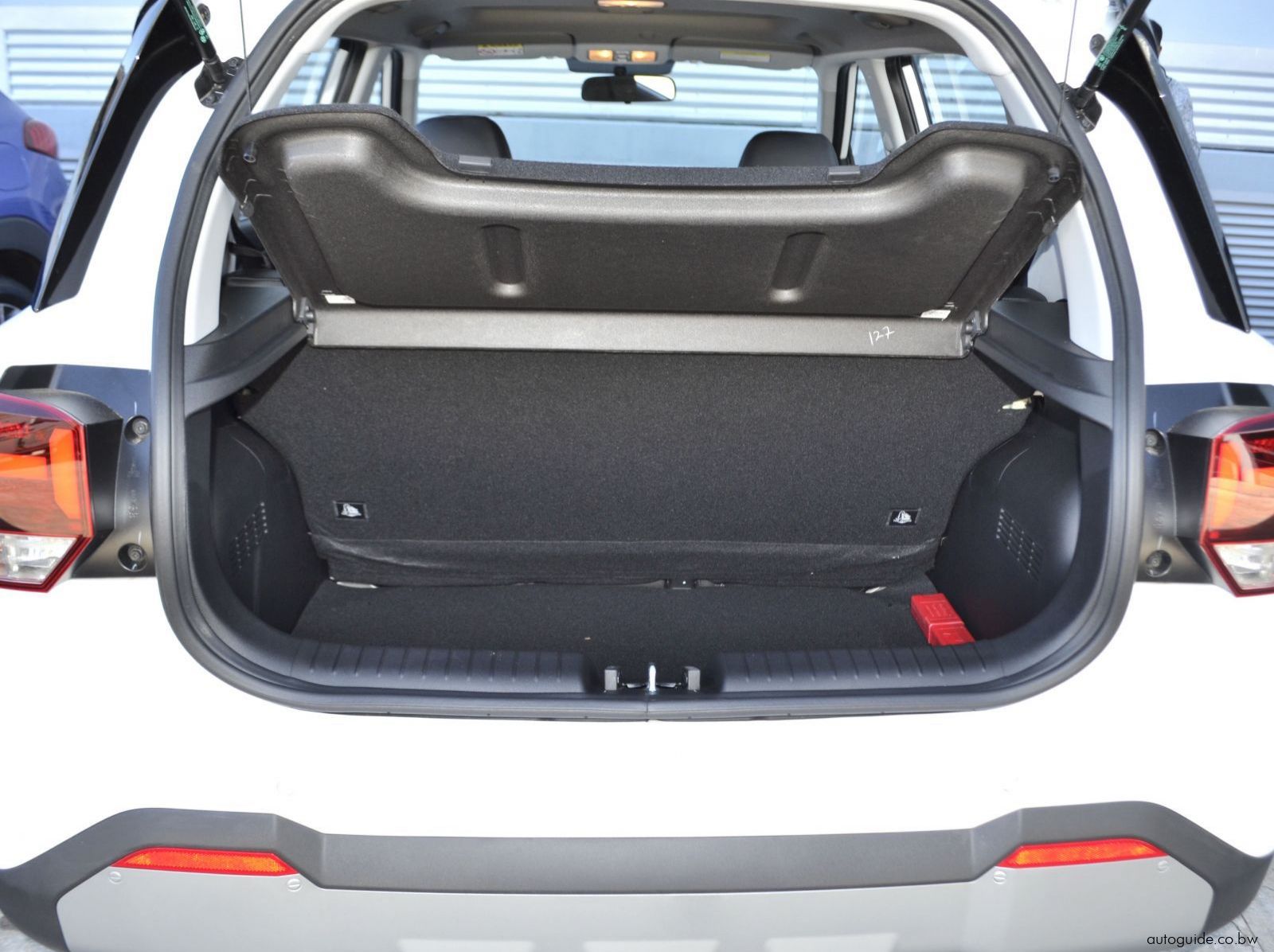 2025 Hyundai Exter Smart Auto pictures